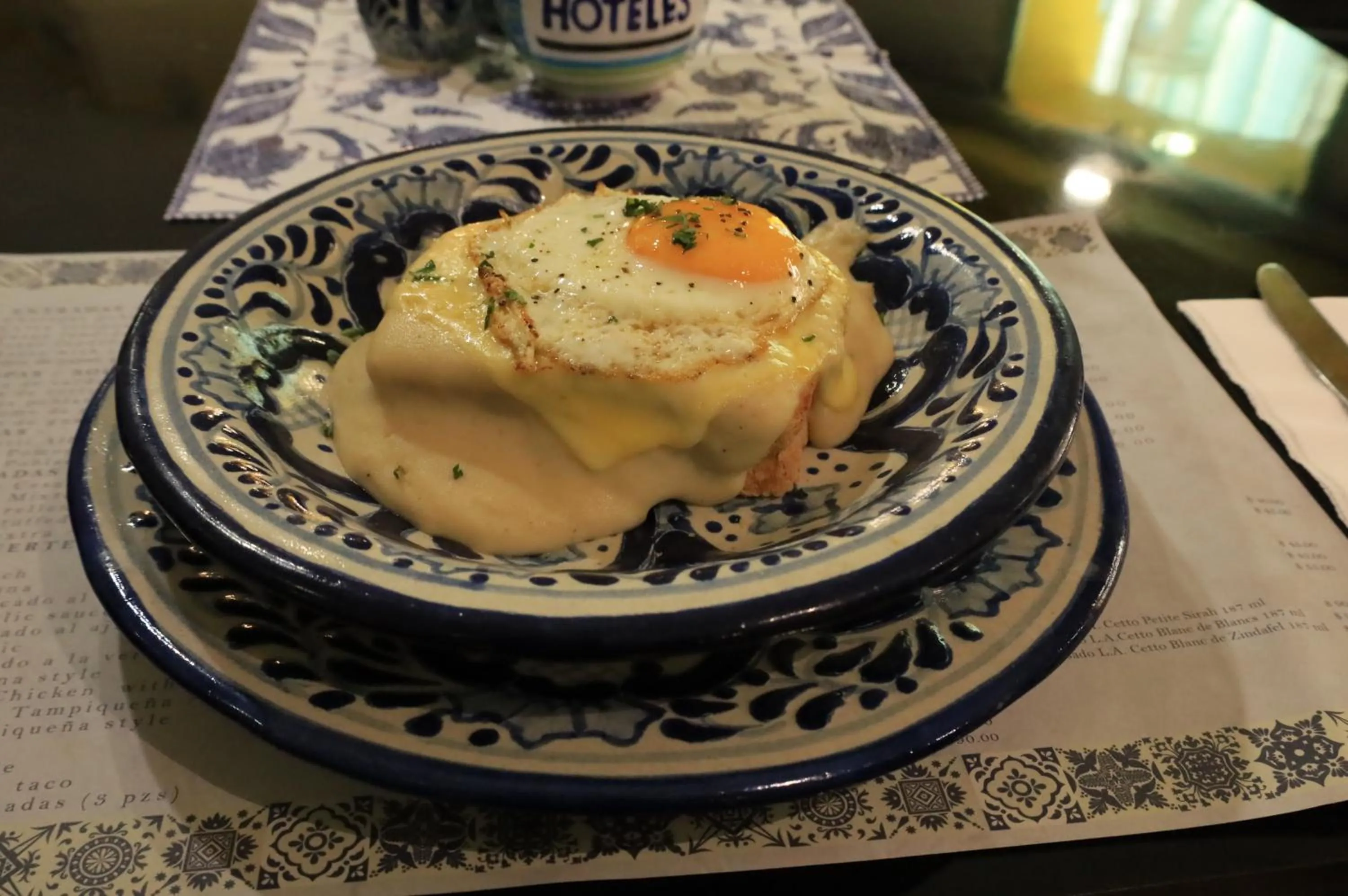 Restaurant/places to eat in Aristos Puebla