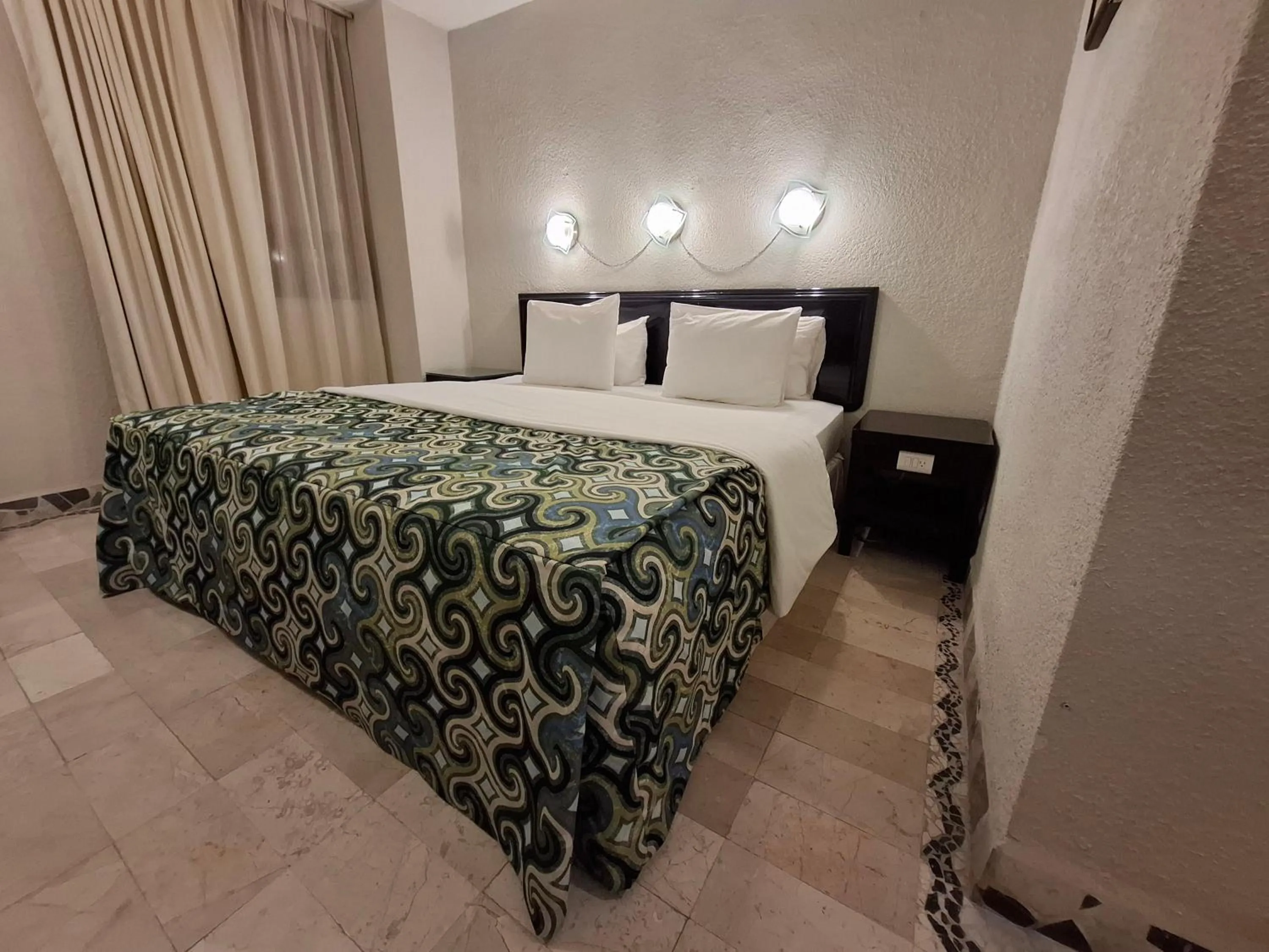 Bedroom, Bed in Aristos Puebla