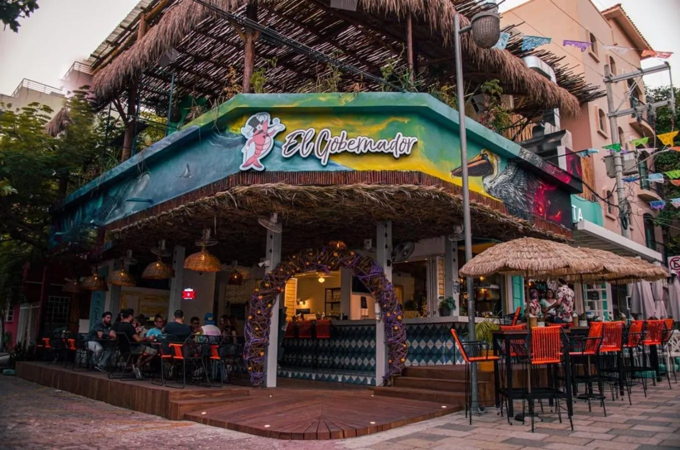 Restaurant/places to eat in El Taj Oceanfront and Beachside Condo Hotel