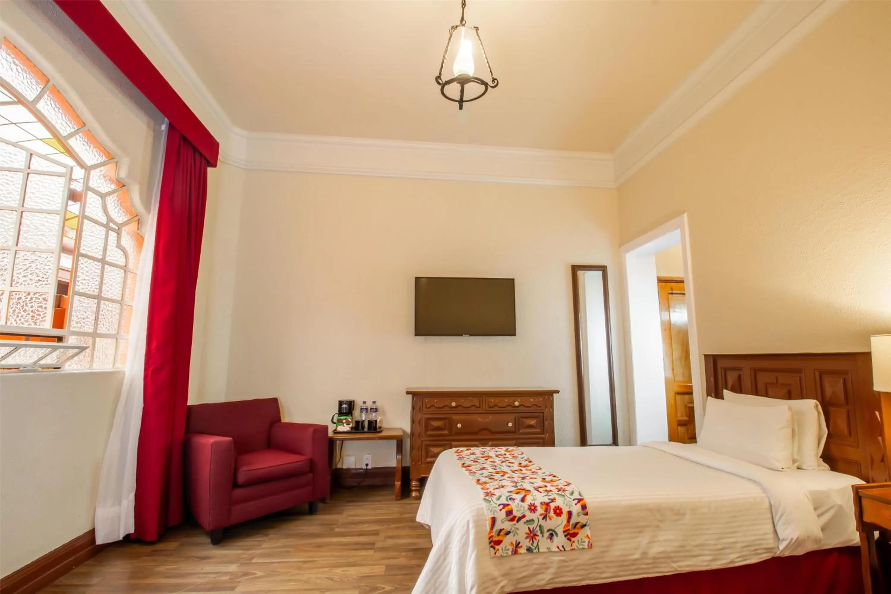 Bedroom, Bed in Best Western Majestic