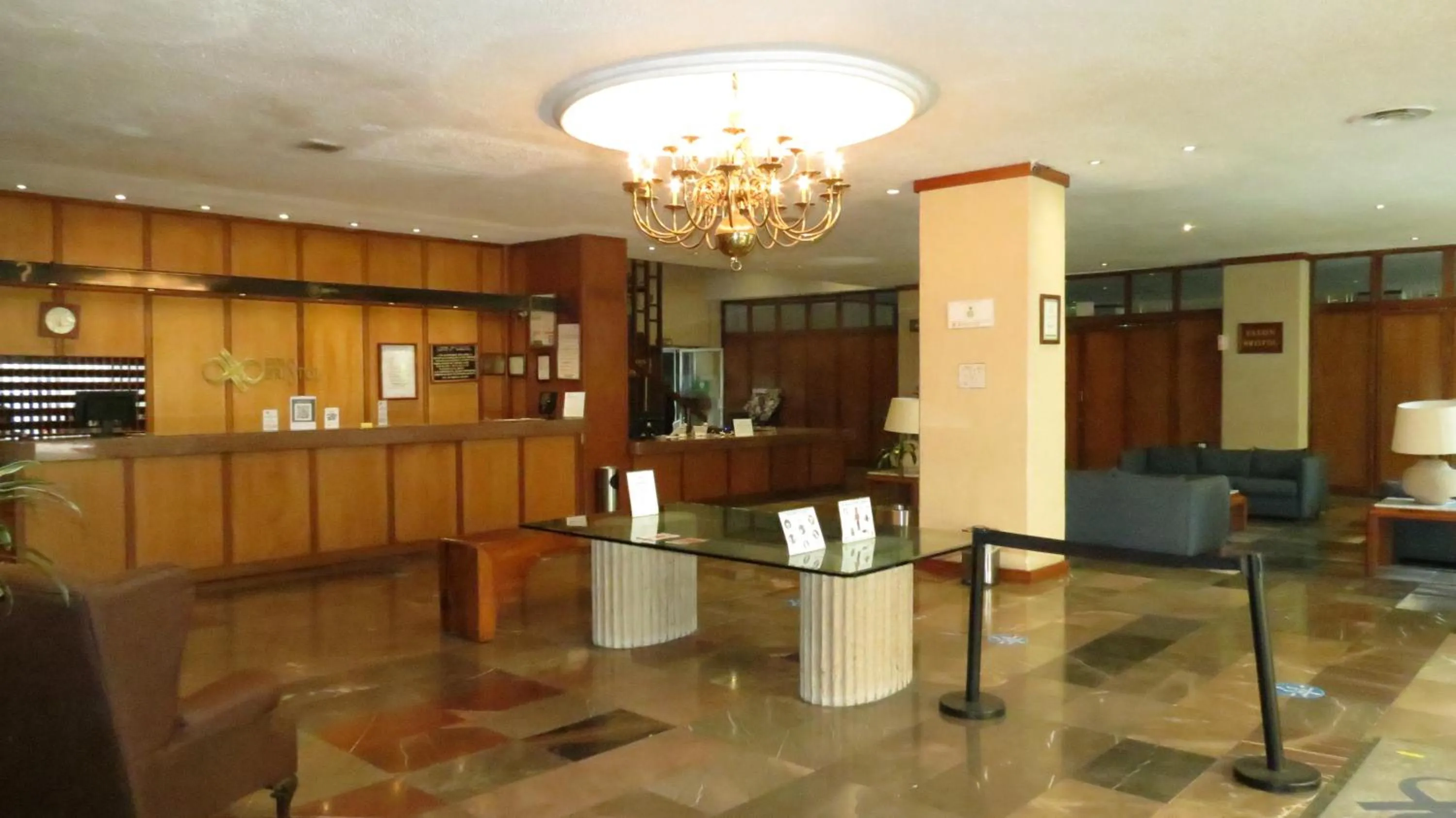 Lobby or reception in Hotel Bristol