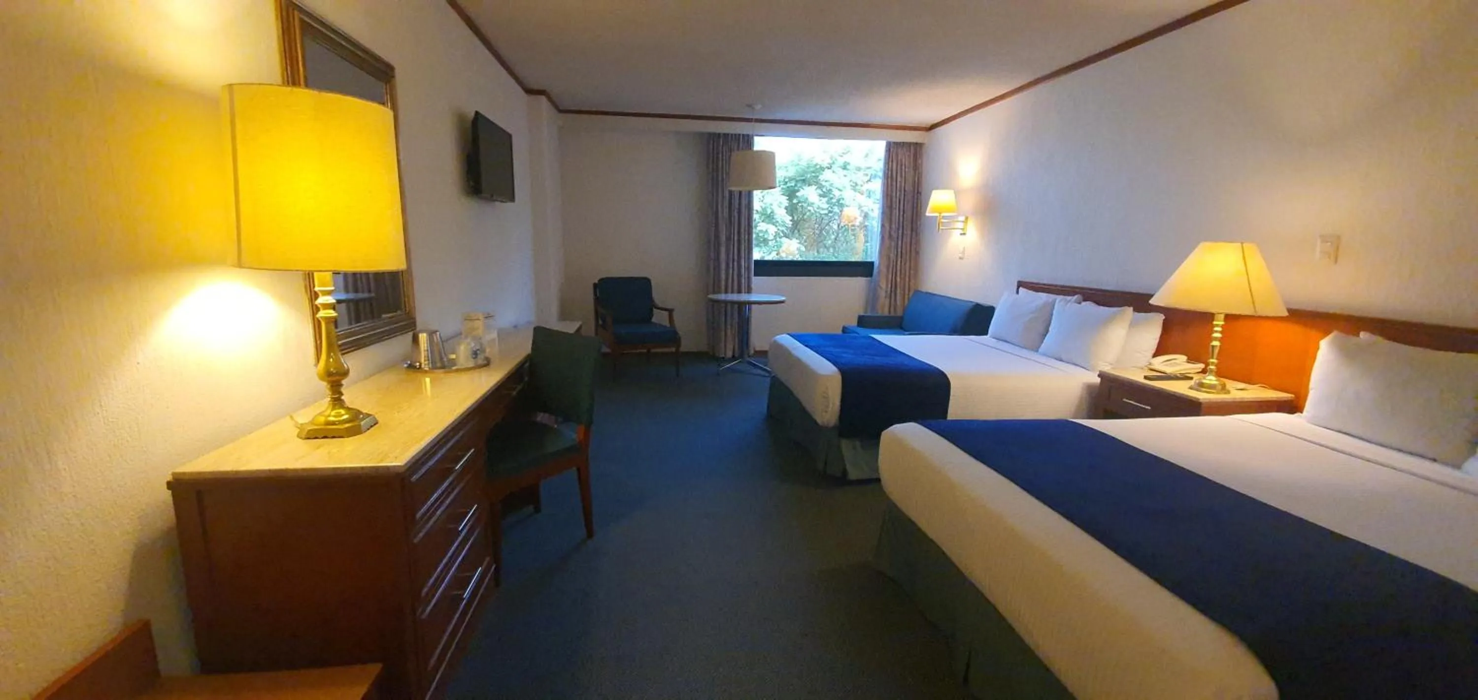 Bedroom, Bed in Hotel Bristol