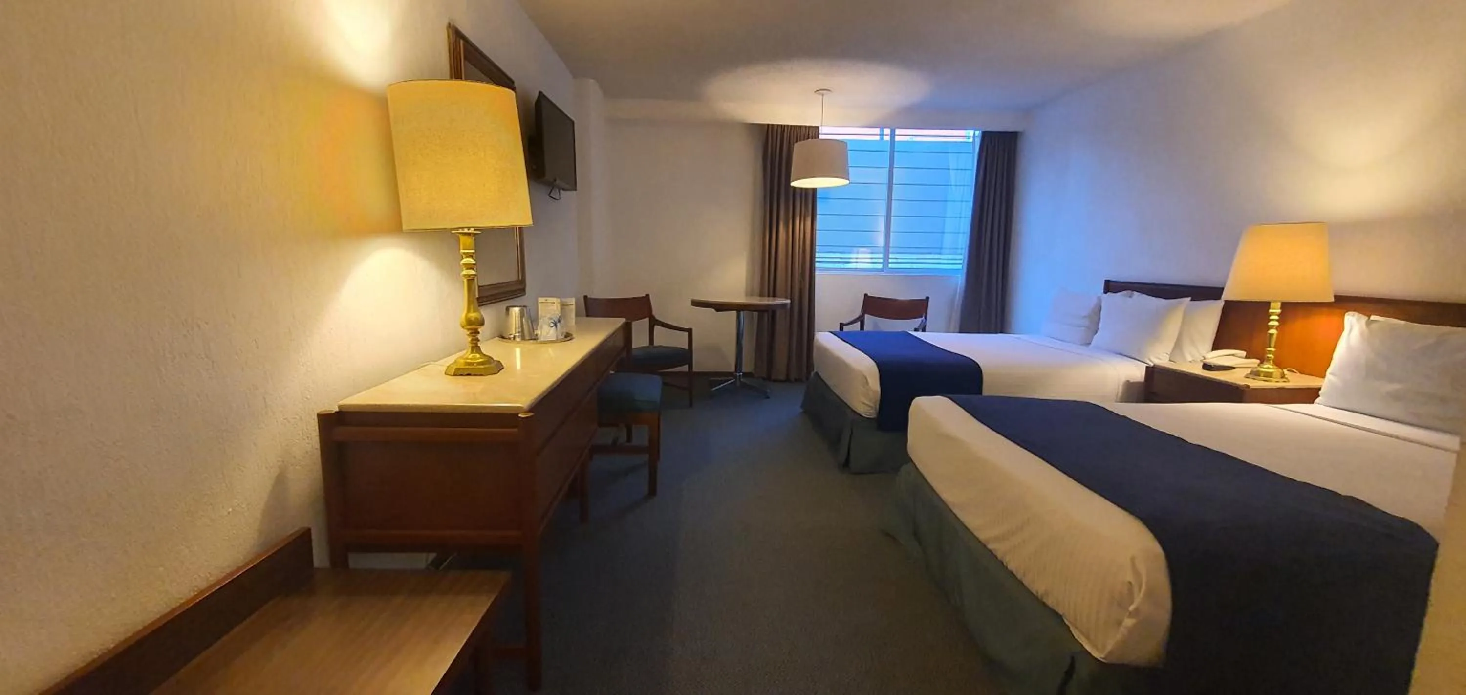 Bedroom, Bed in Hotel Bristol