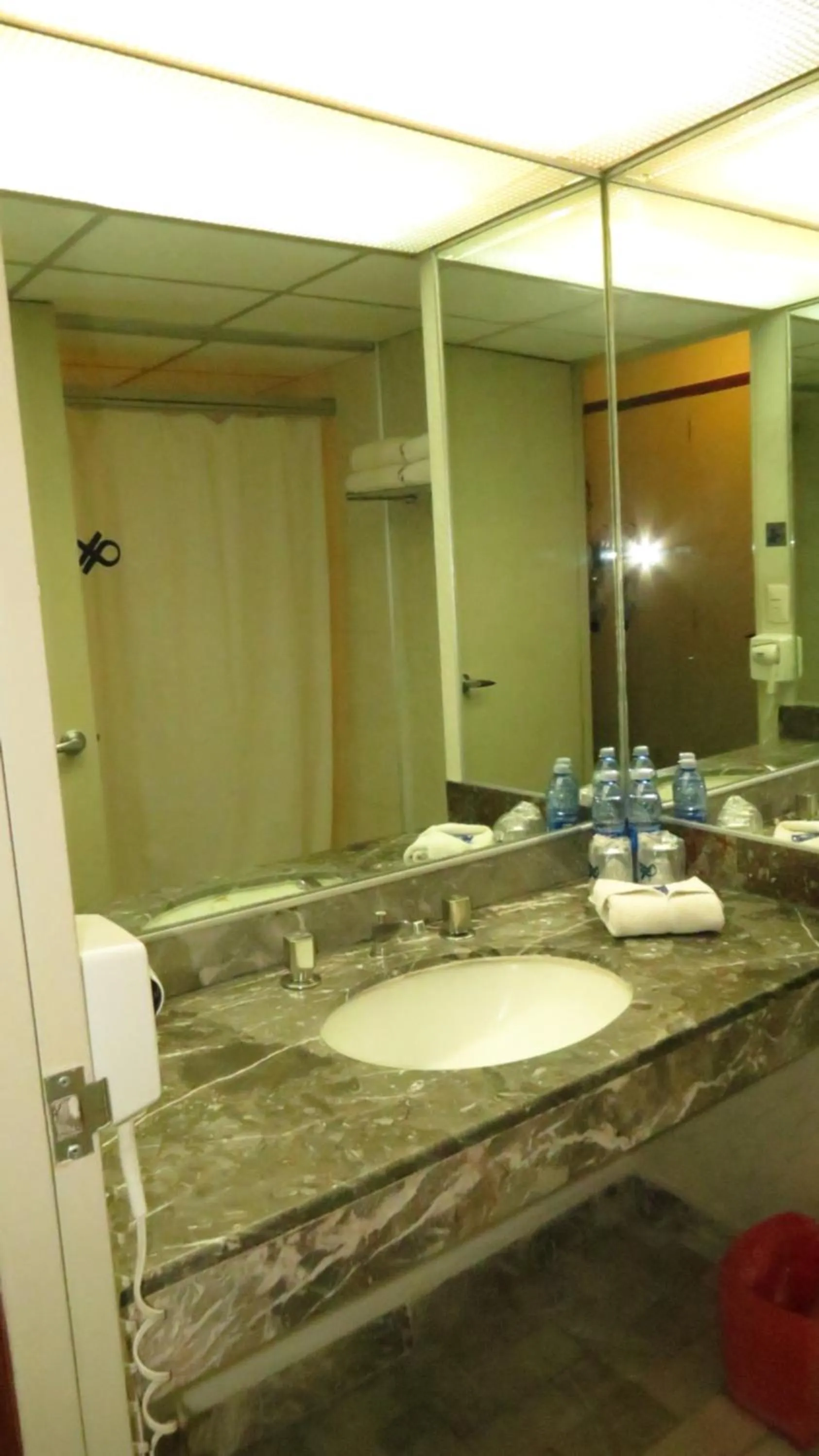 Bathroom in Hotel Bristol