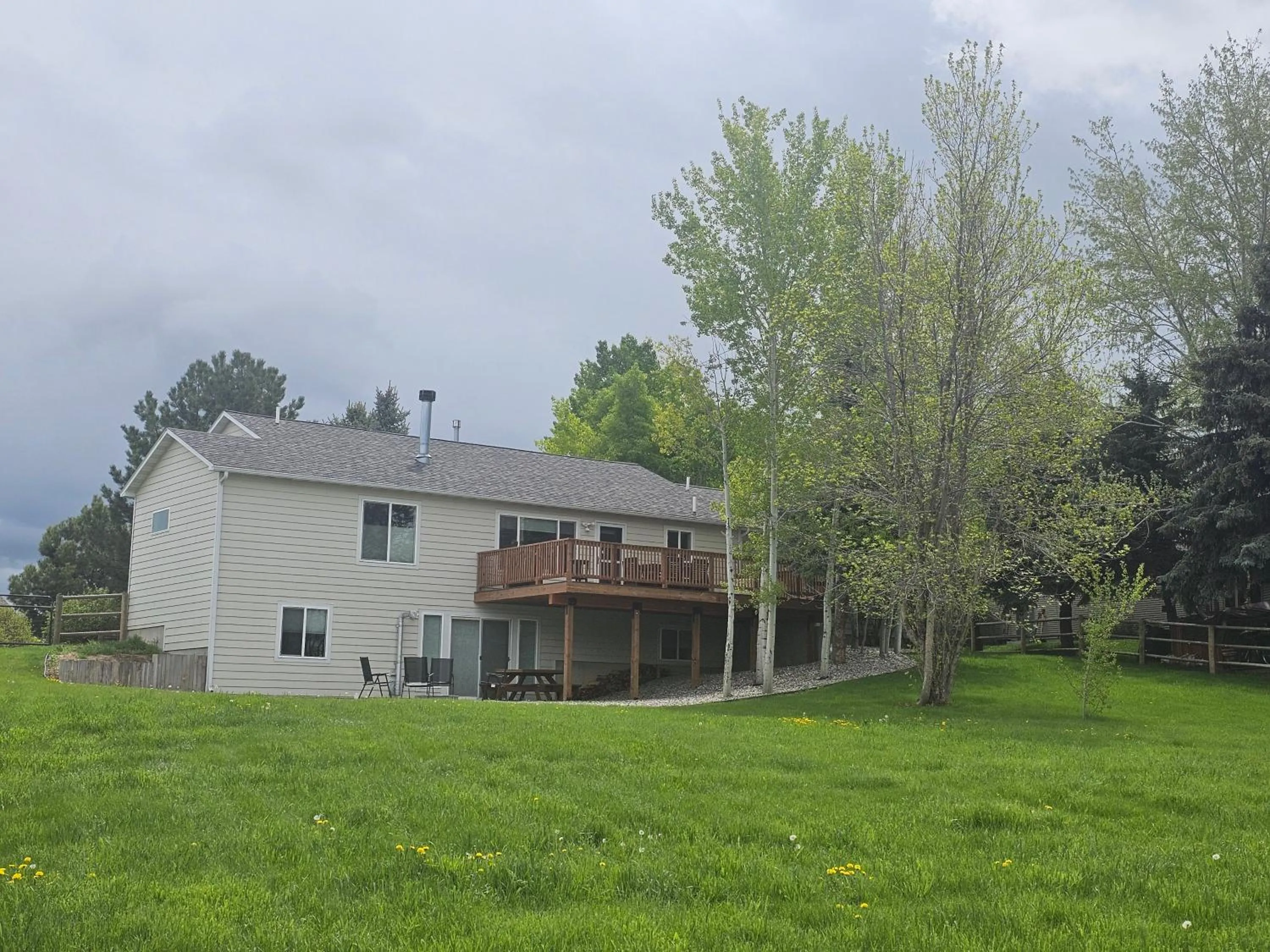 Among the Aspens Family Cottage