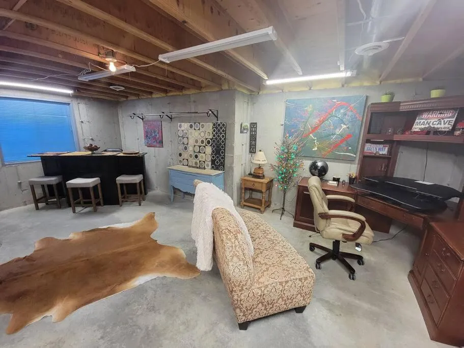 Among the Aspens Family Cottage