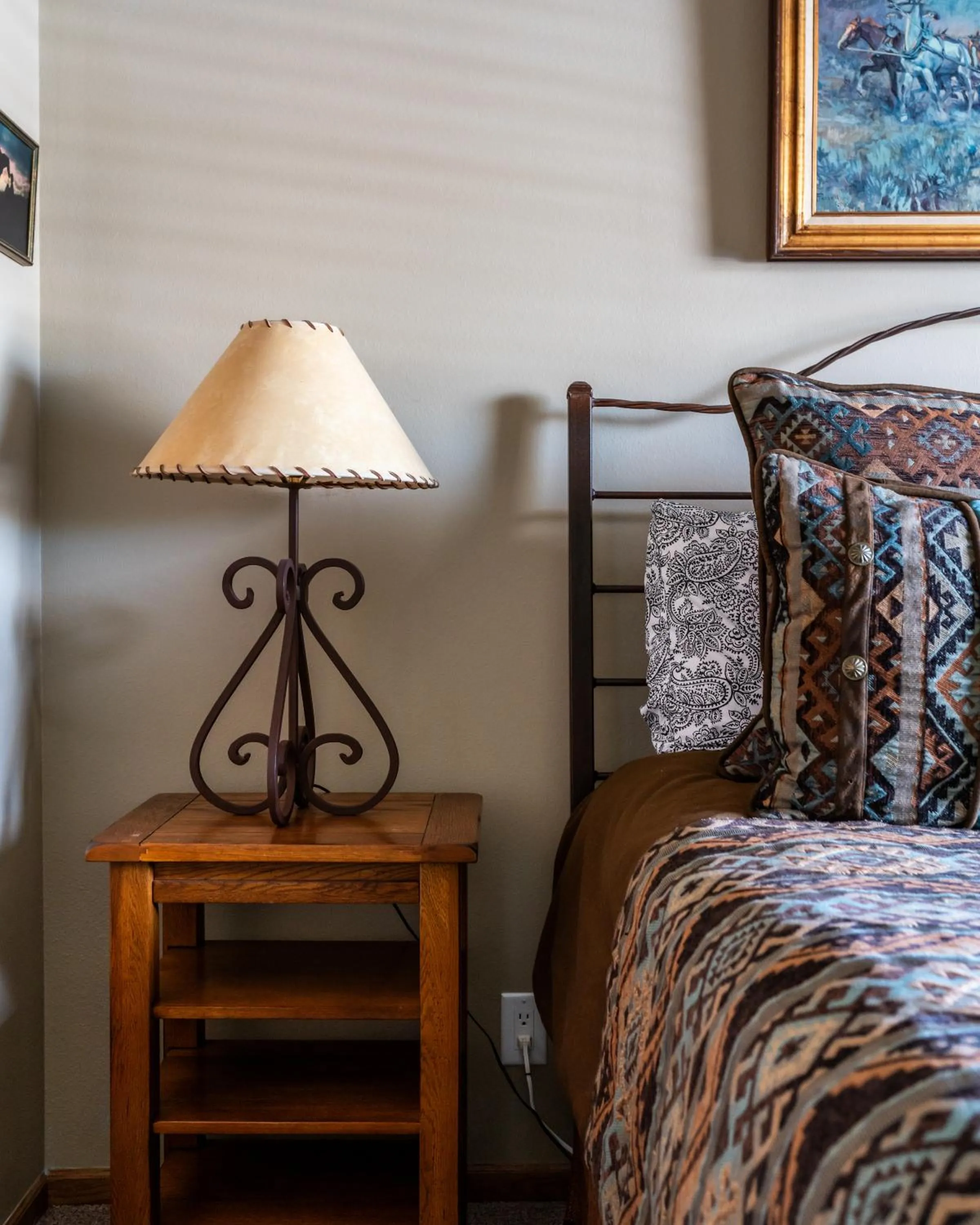 Bed in Mountain View Home on 2 Acres