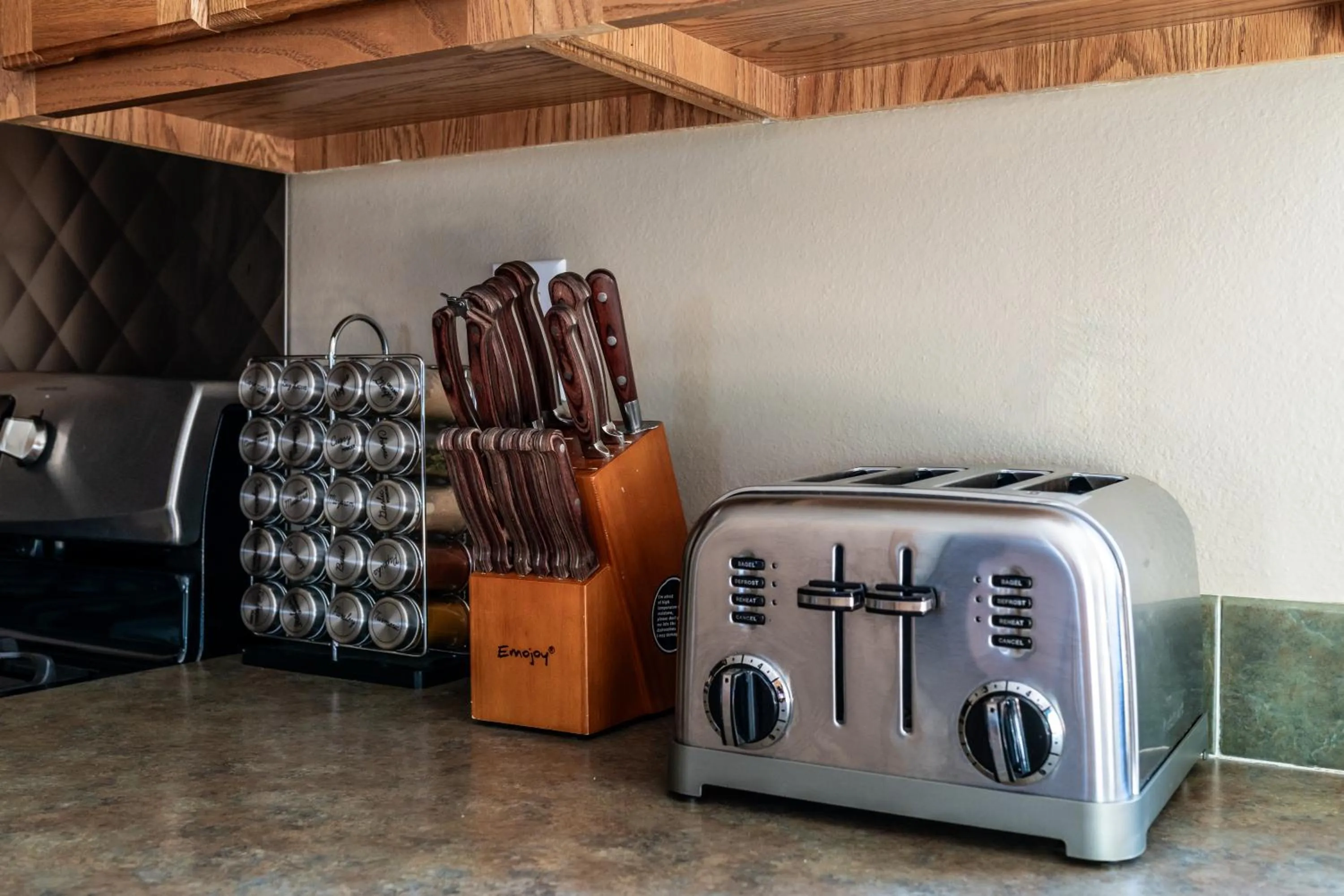 Mountain View Home on 2 Acres