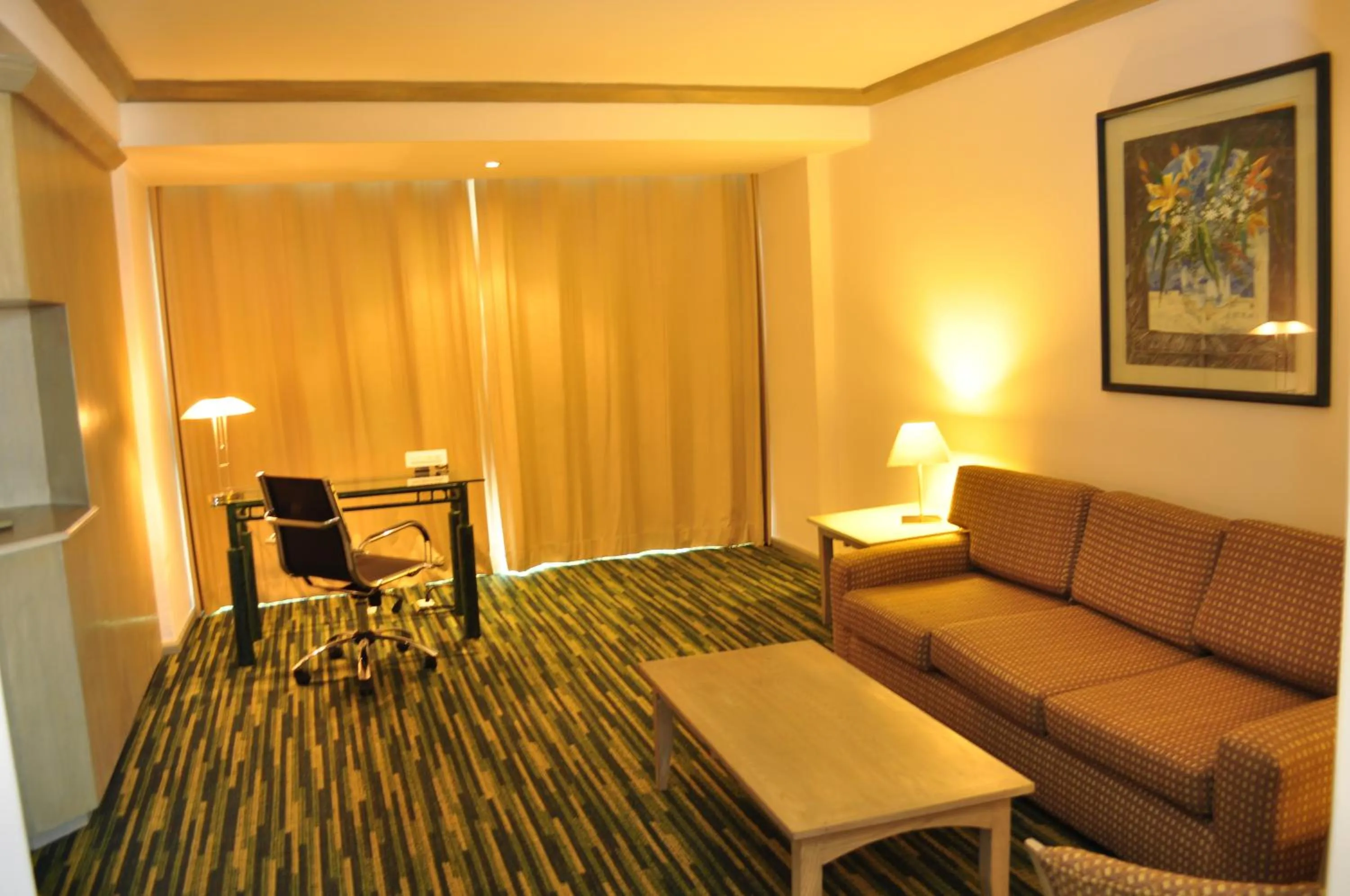 Living room in Radisson Paraiso Hotel Mexico City