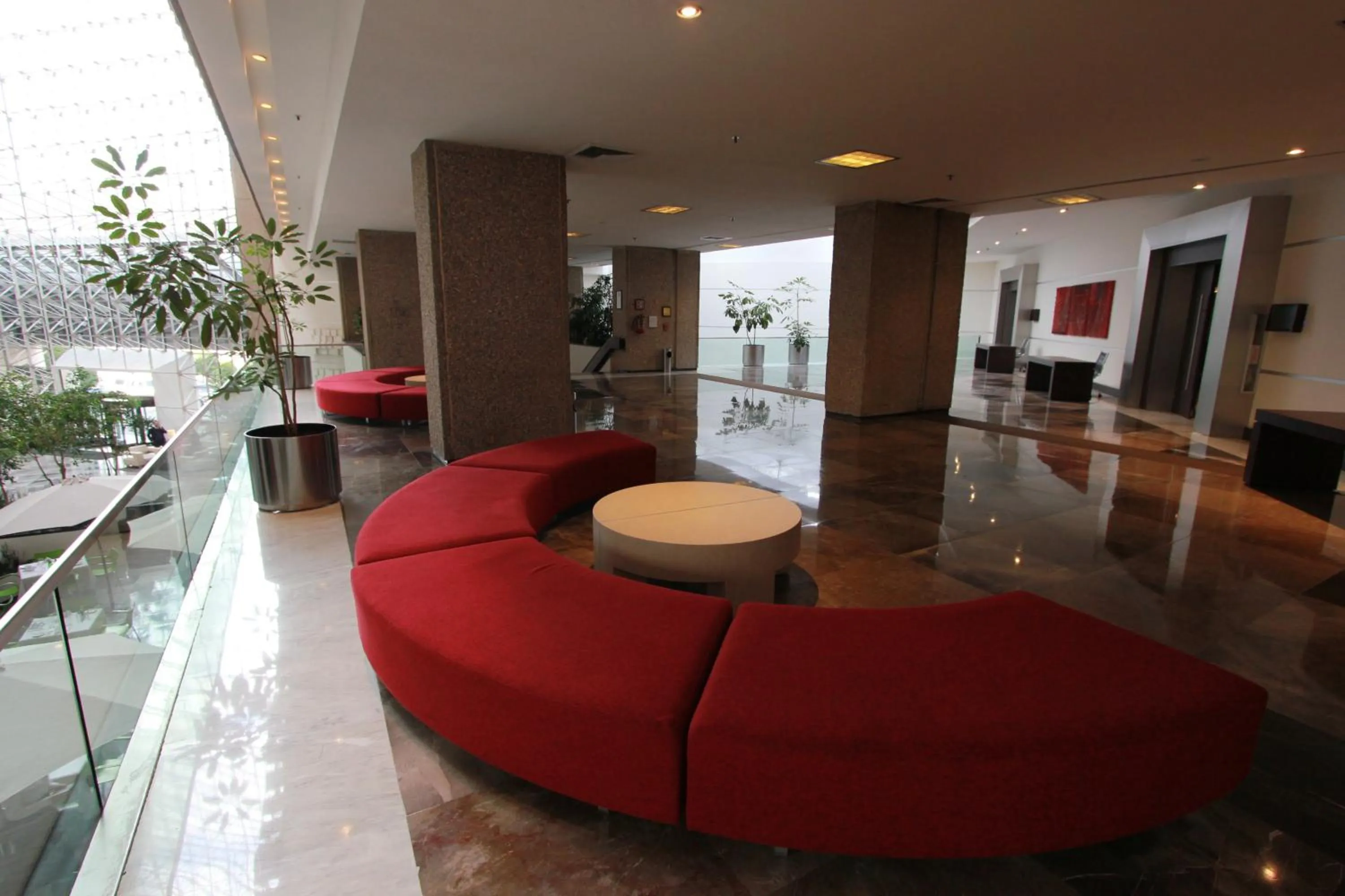 Lobby or reception in Radisson Paraiso Hotel Mexico City