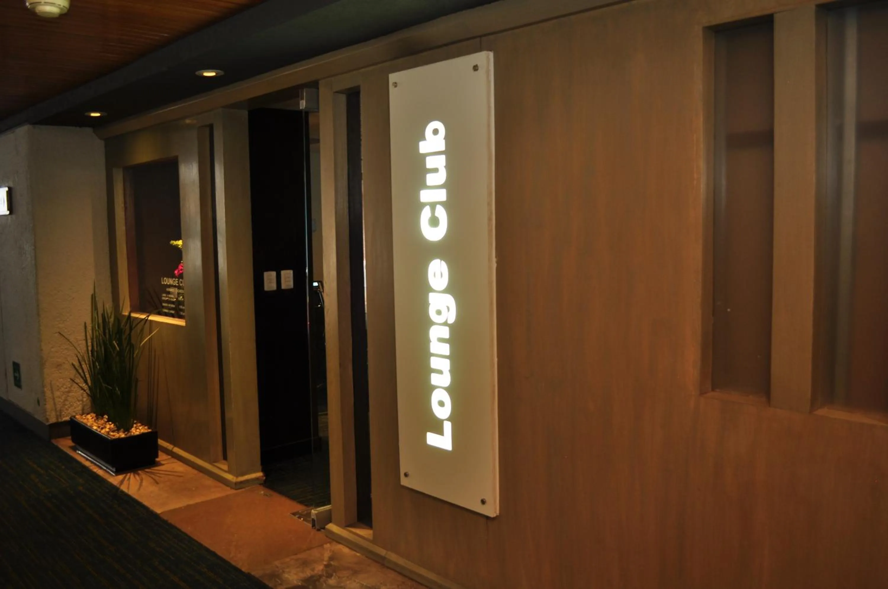 Lounge or bar in Radisson Paraiso Hotel Mexico City