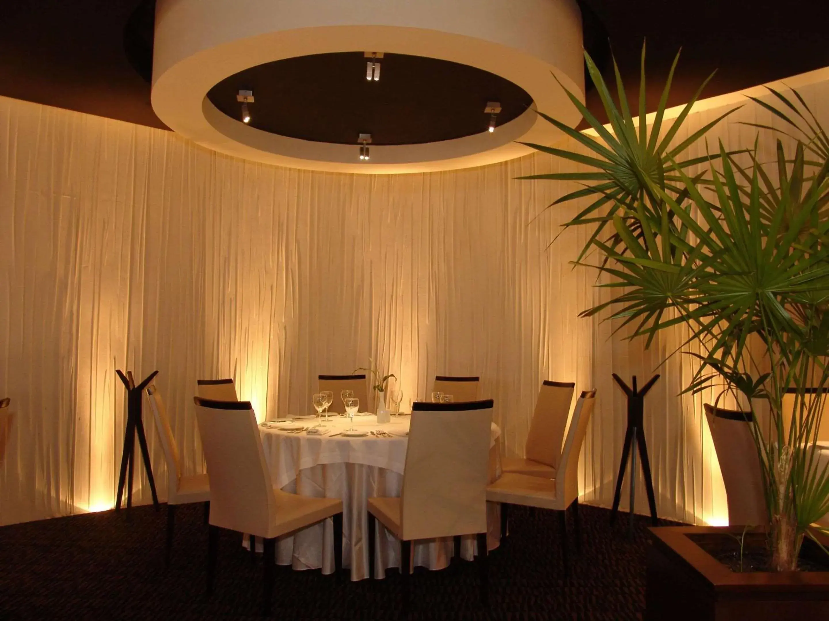 Restaurant/places to eat in Radisson Paraiso Hotel Mexico City Restaurant/places to eat in Radisson Paraiso Hotel Mexico City