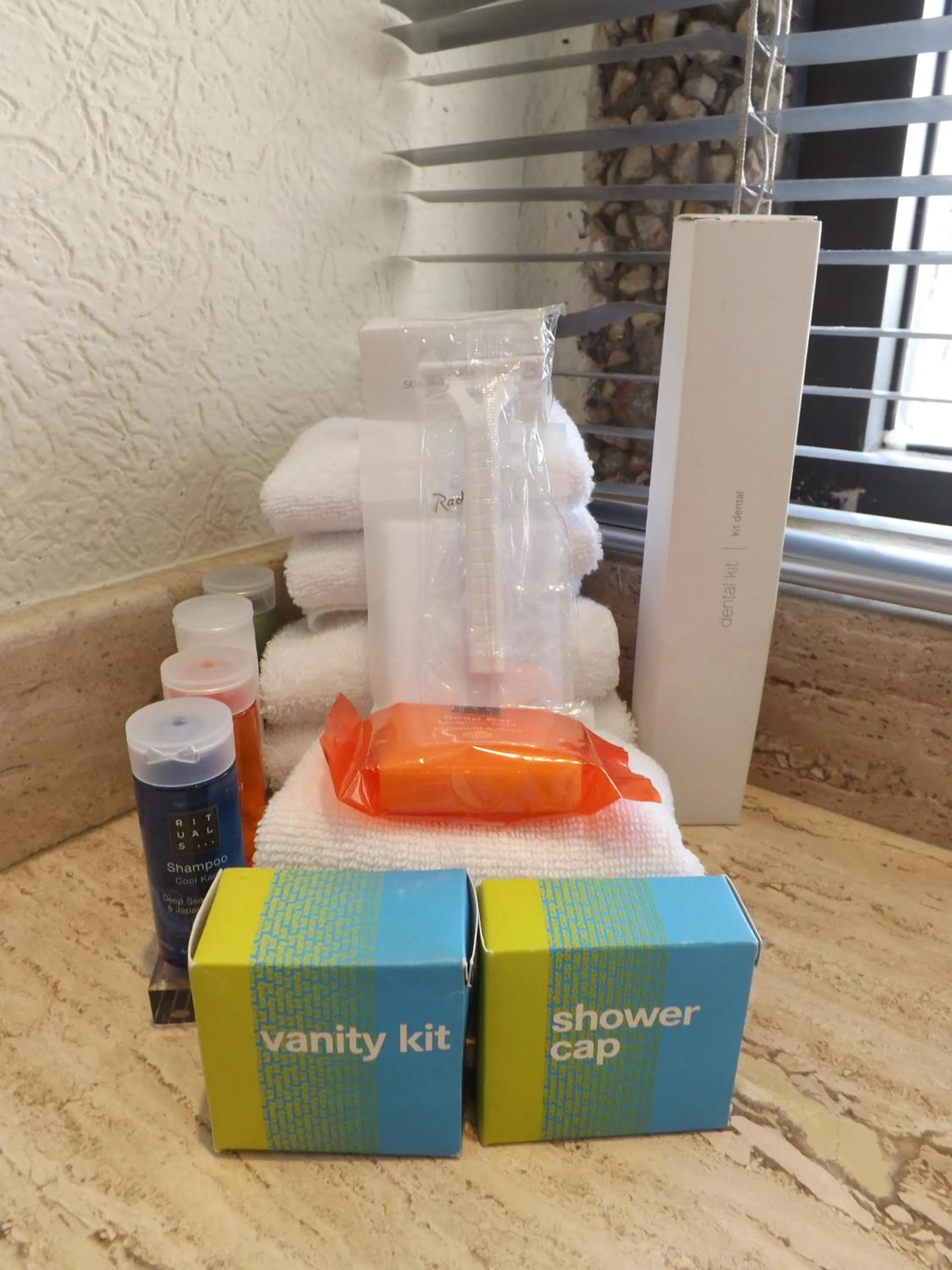 Bathroom in Radisson Paraiso Hotel Mexico City