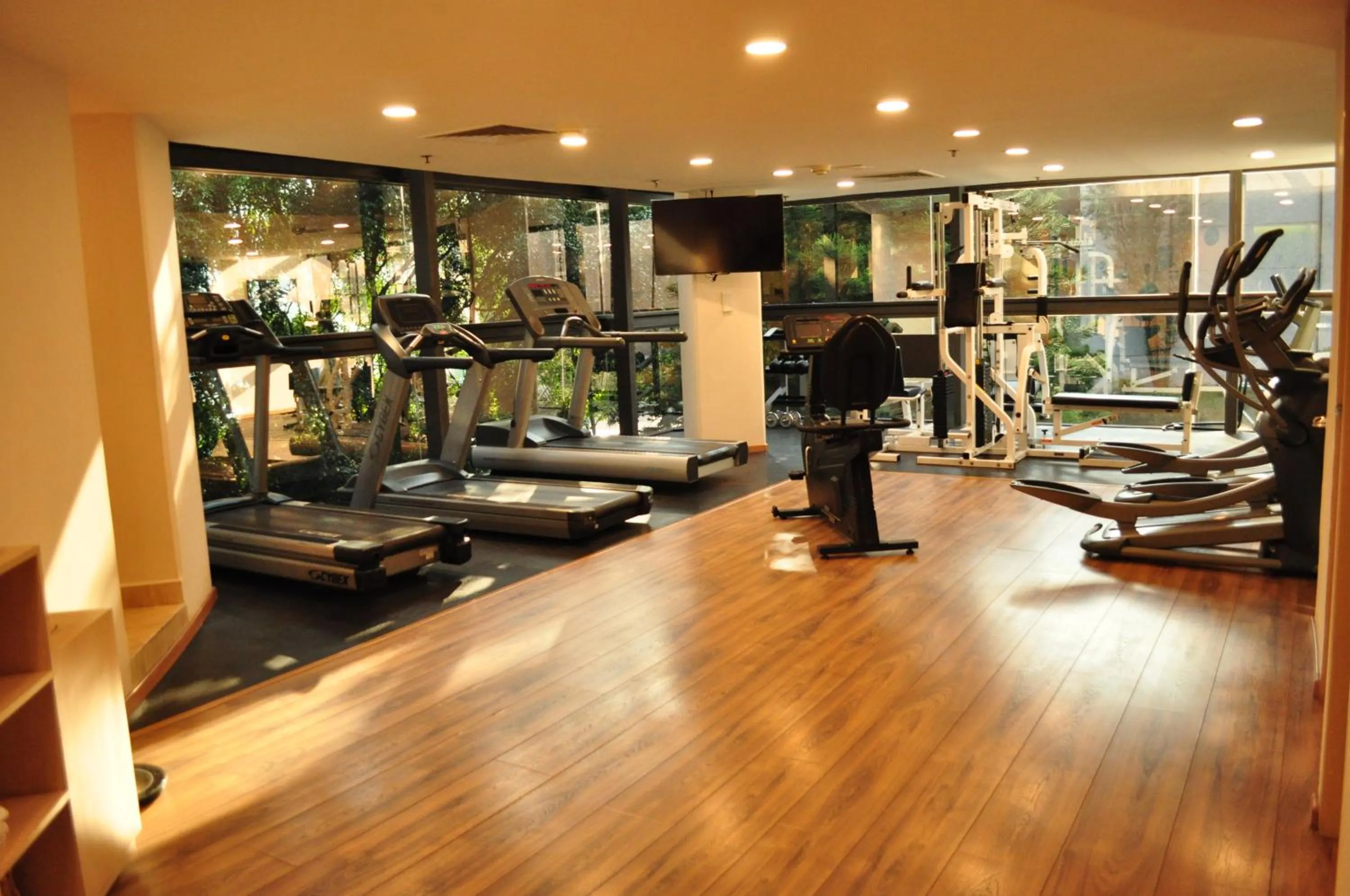 Fitness centre/facilities in Radisson Paraiso Hotel Mexico City