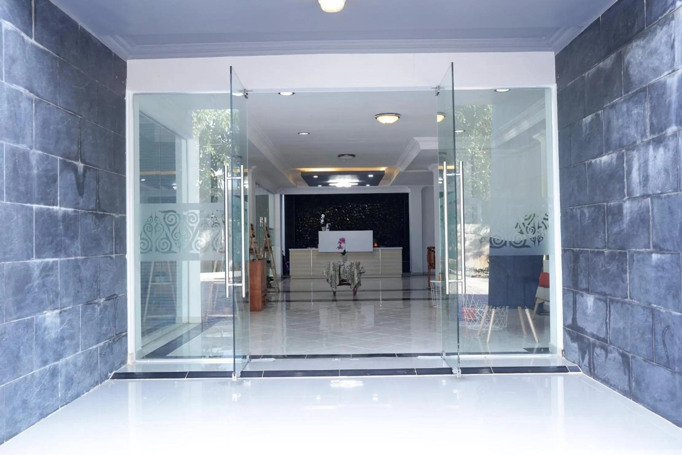 Facade/entrance in Plum Hotel Lading Banda Aceh