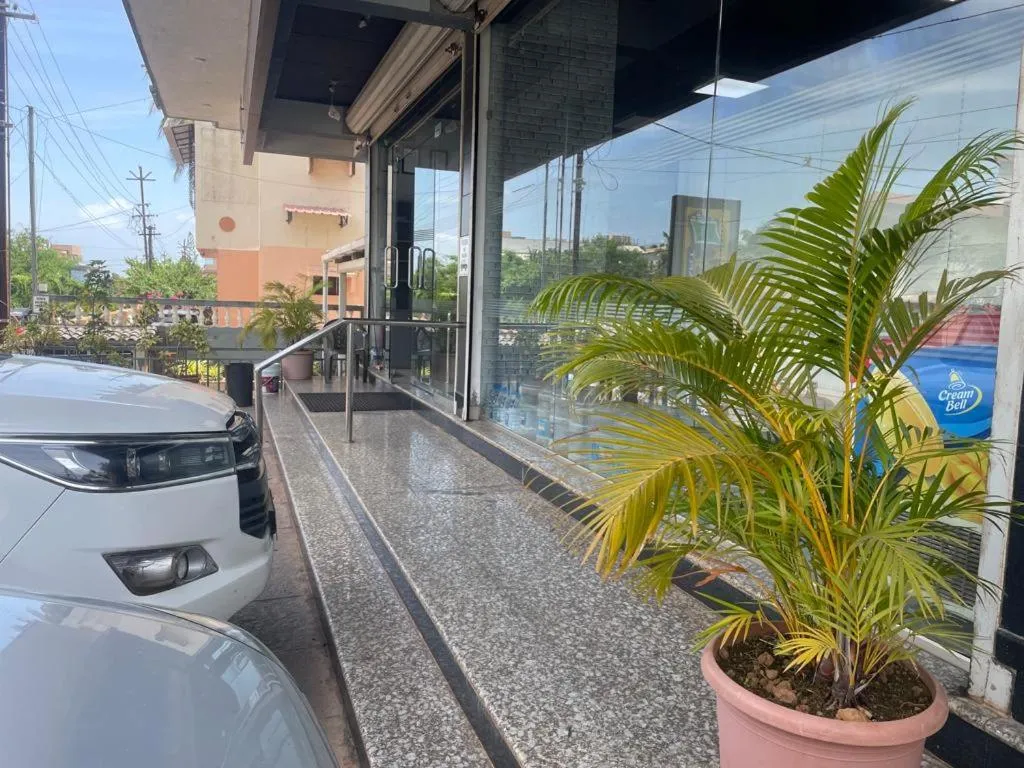 Kamat's Hilltop Leisure