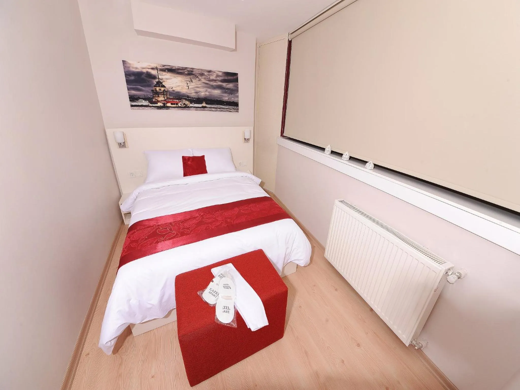 Bed in Gazel Suites Downtown