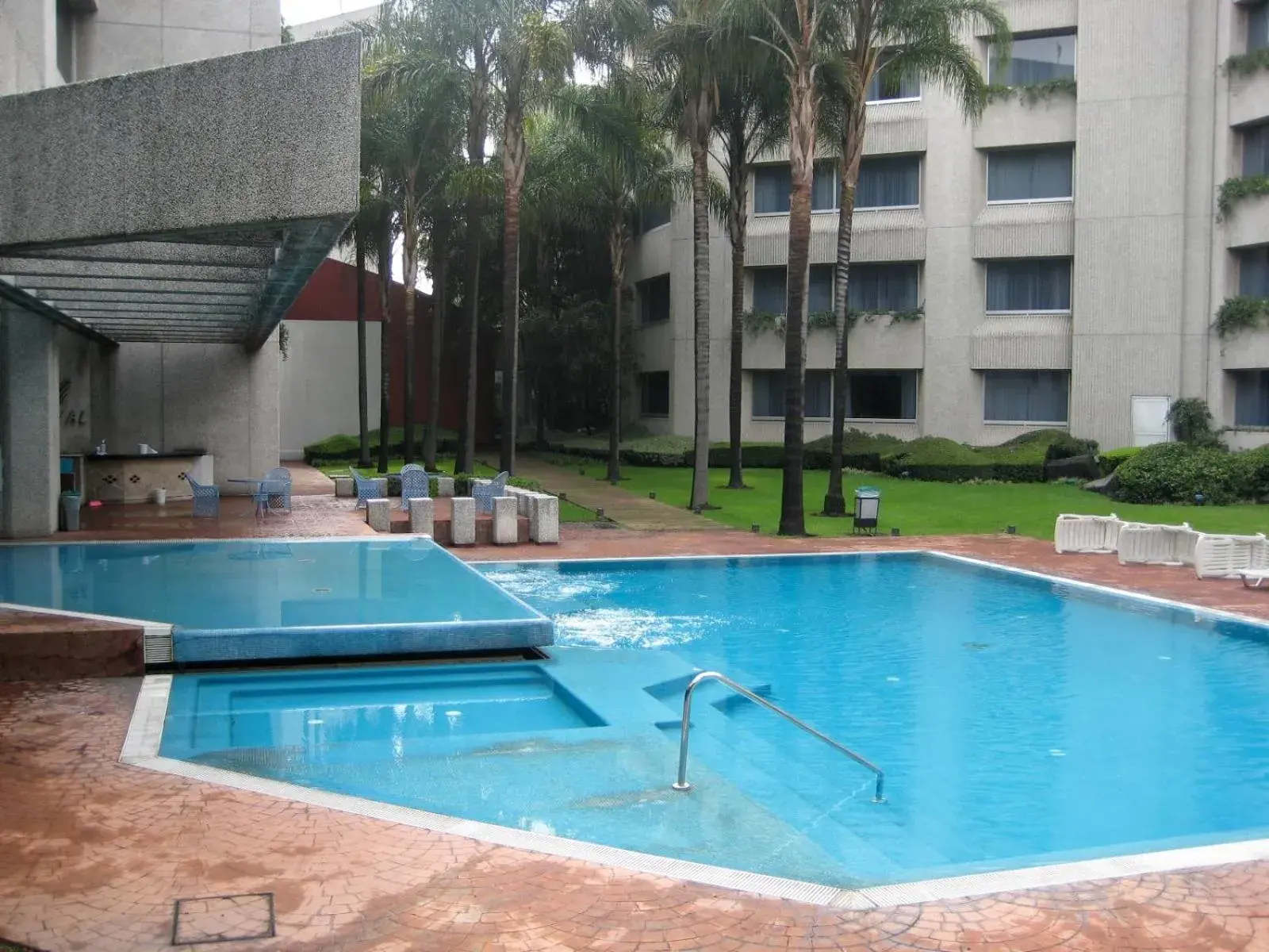 Swimming pool in Royal Pedregal Swimming pool in Royal Pedregal