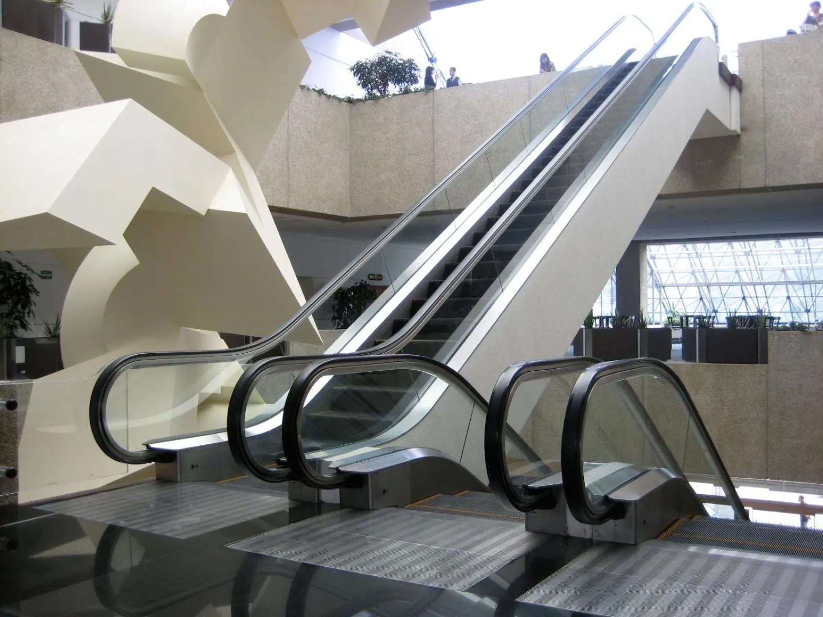 Property building in Royal Pedregal