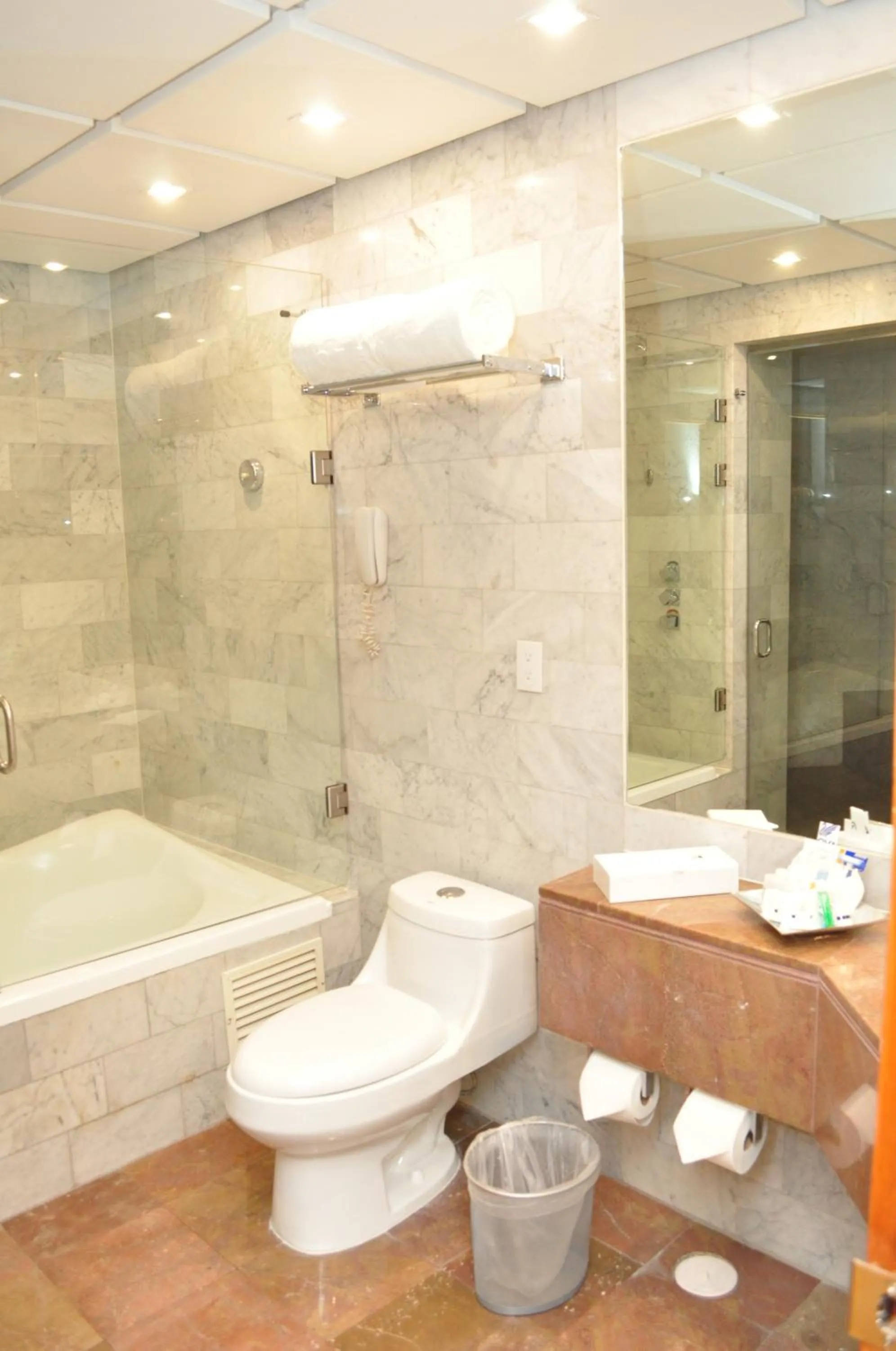 Bathroom in Royal Pedregal