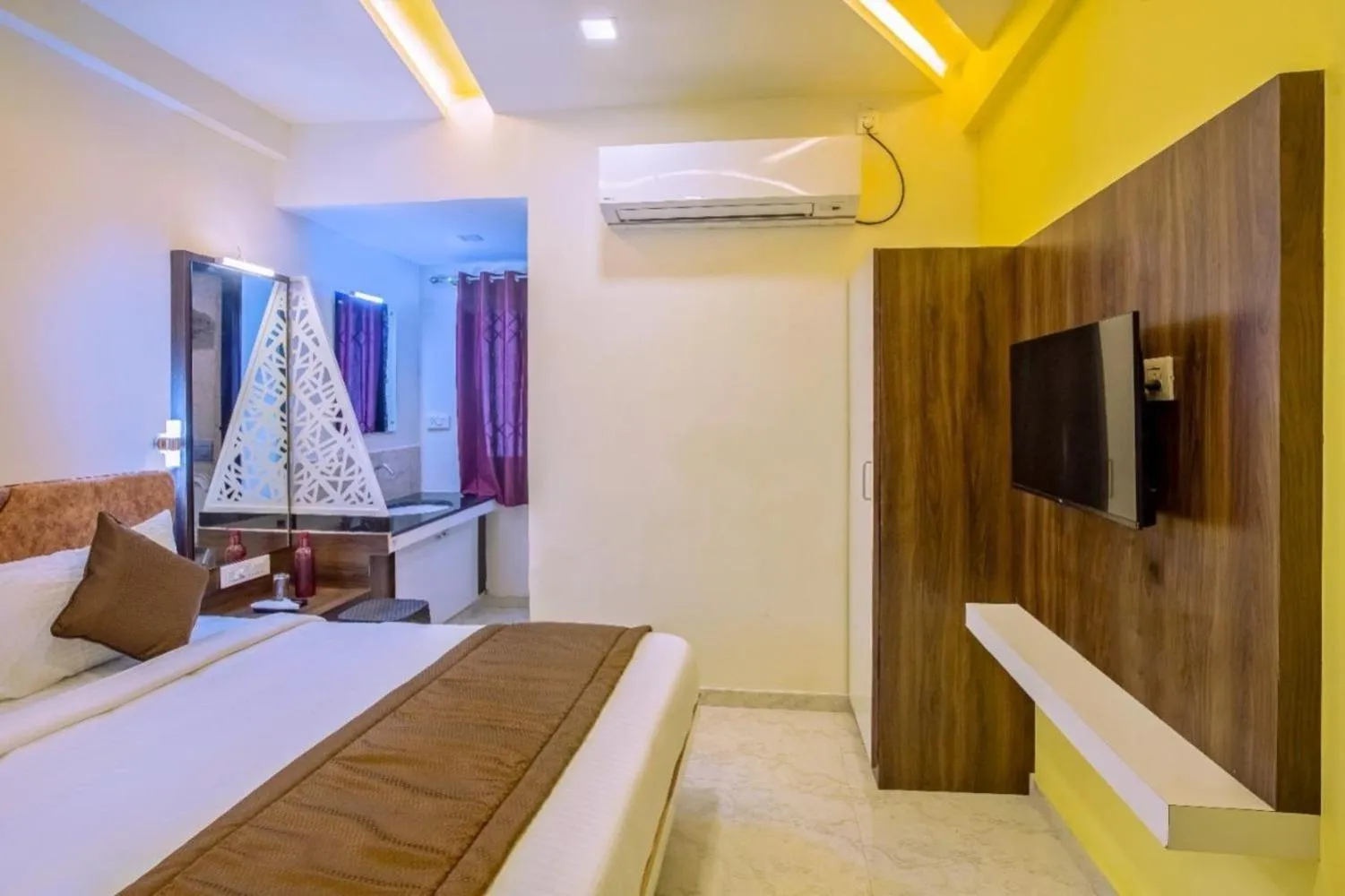 Bedroom, Bed in IVY RESIDENCY