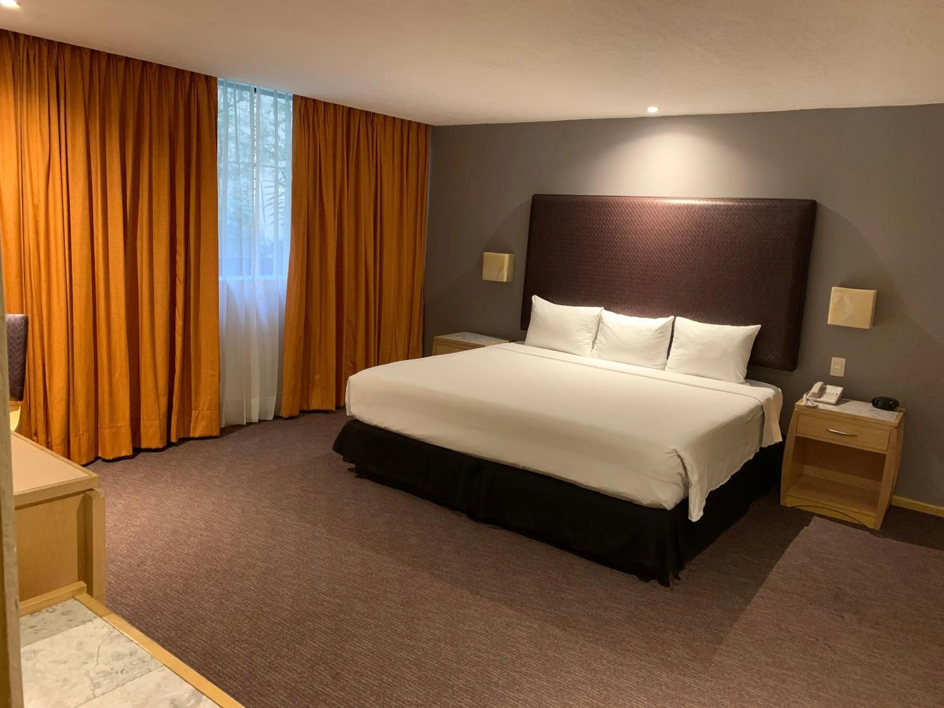 Bed in Sevilla Palace