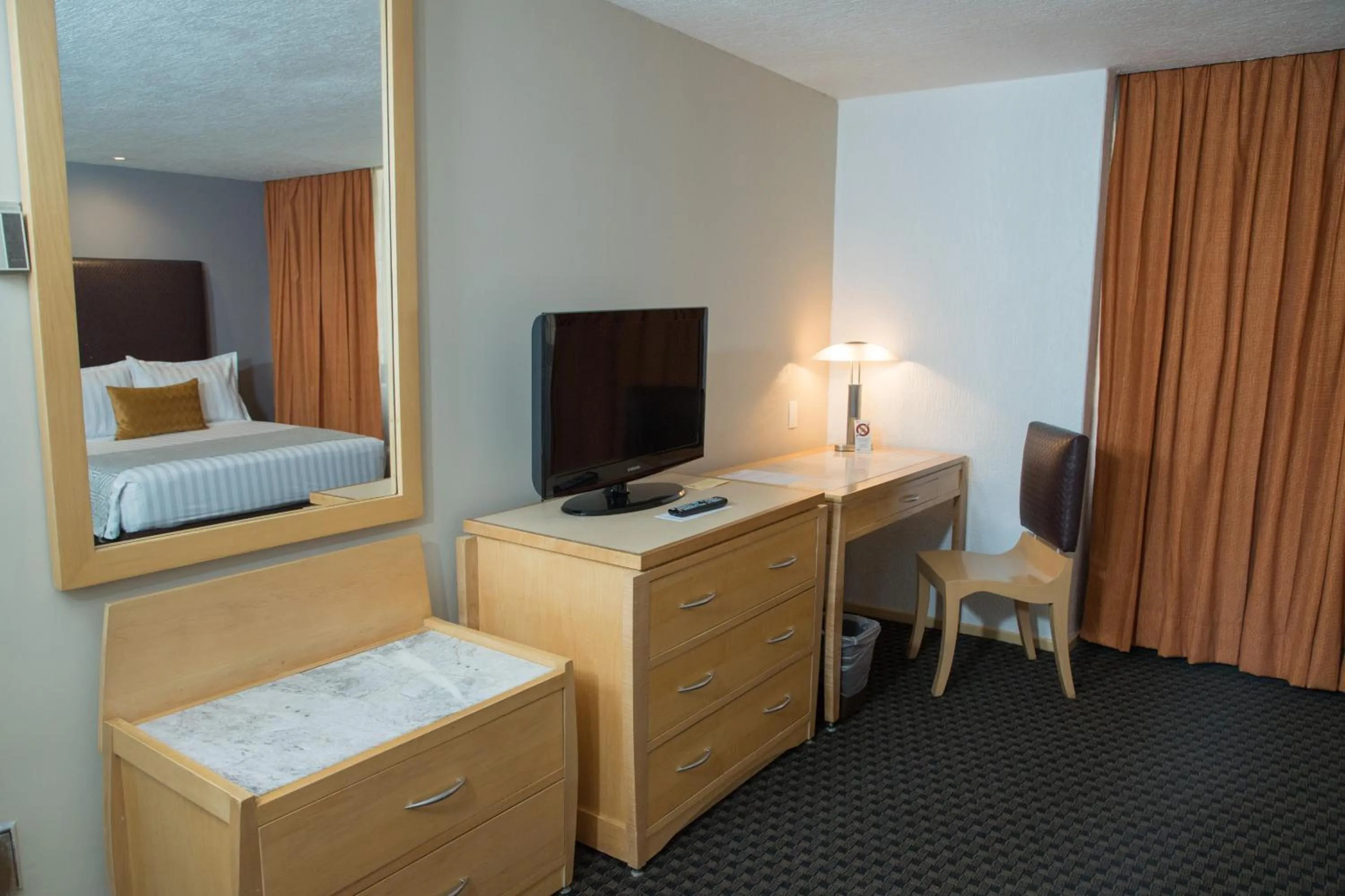 Bed in Sevilla Palace