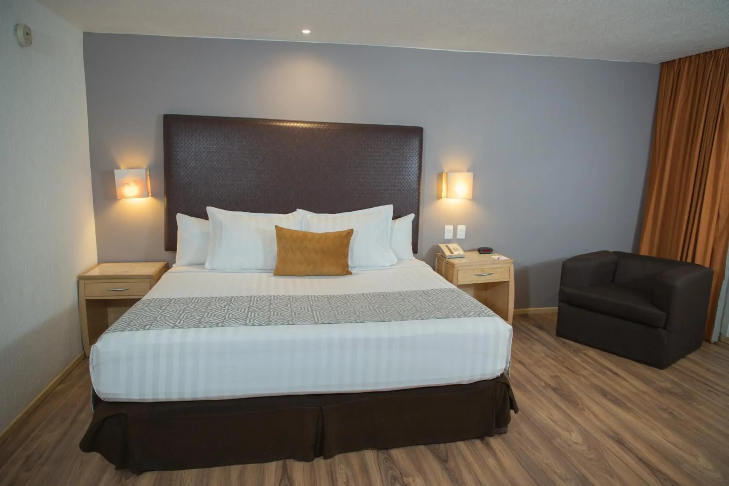 Photo of the whole room, Bed in Sevilla Palace Photo of the whole room, Bed in Sevilla Palace