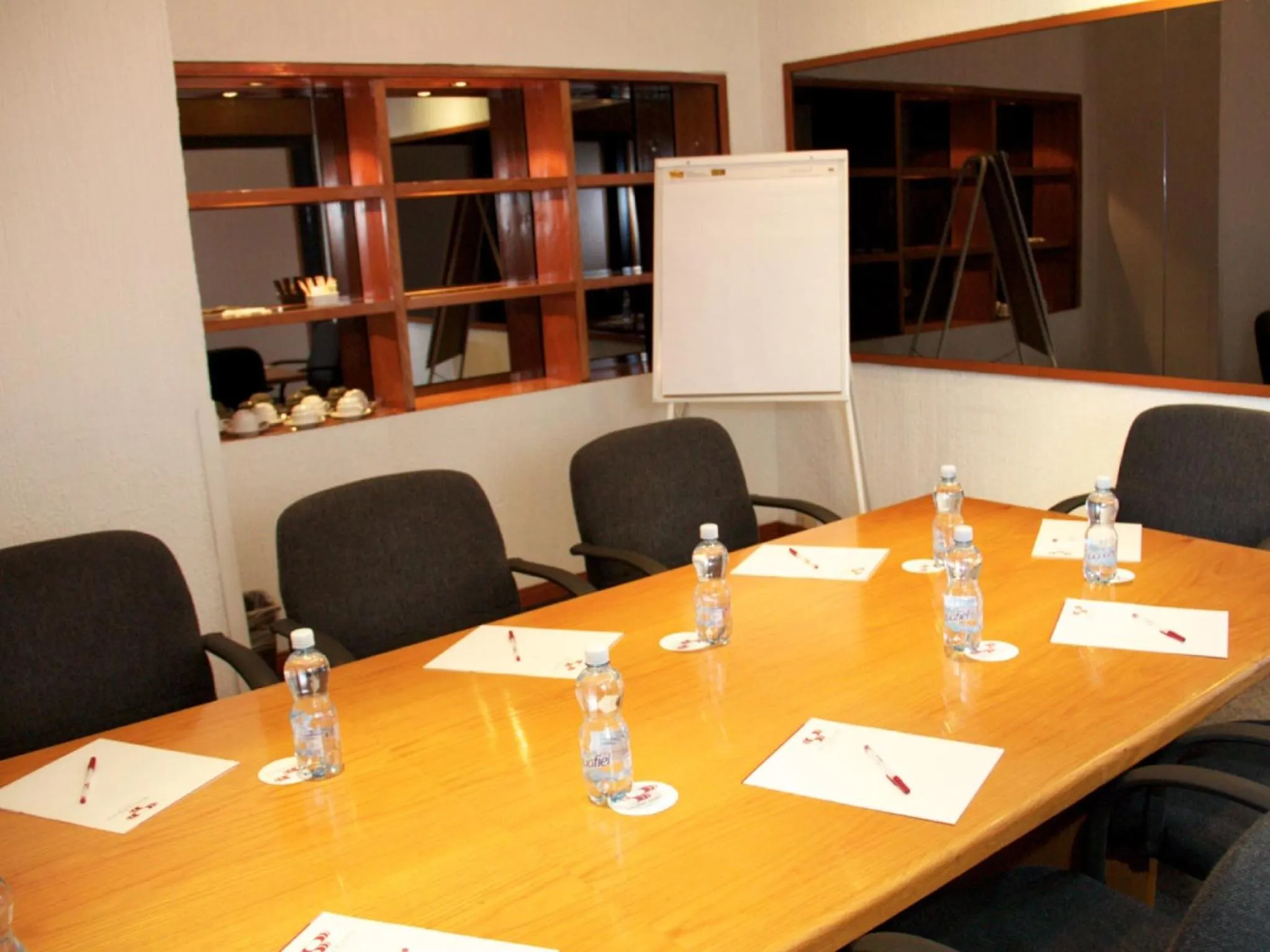 Business facilities in Sevilla Palace