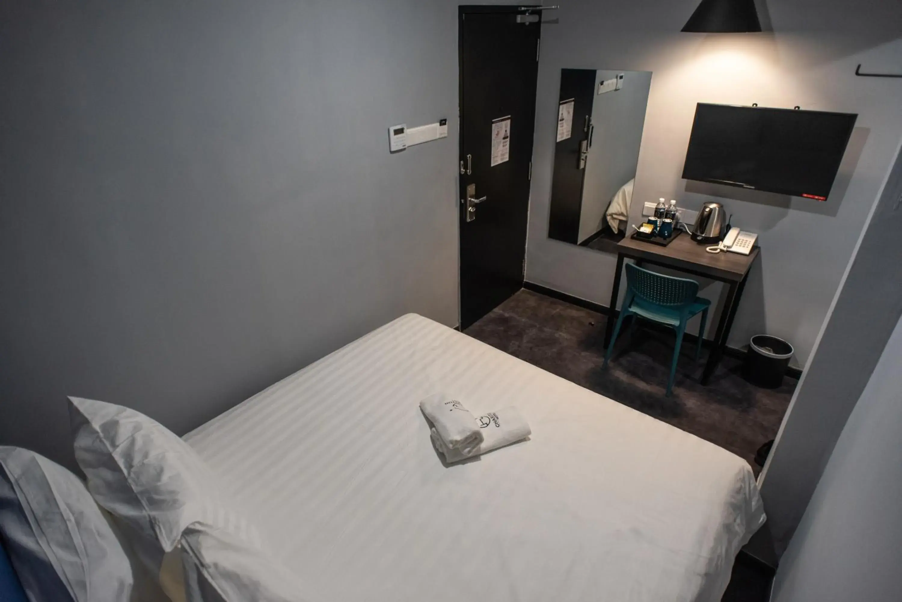 TV and multimedia, Bed in Chariton Hotel Bagan TV and multimedia, Bed in Chariton Hotel Bagan