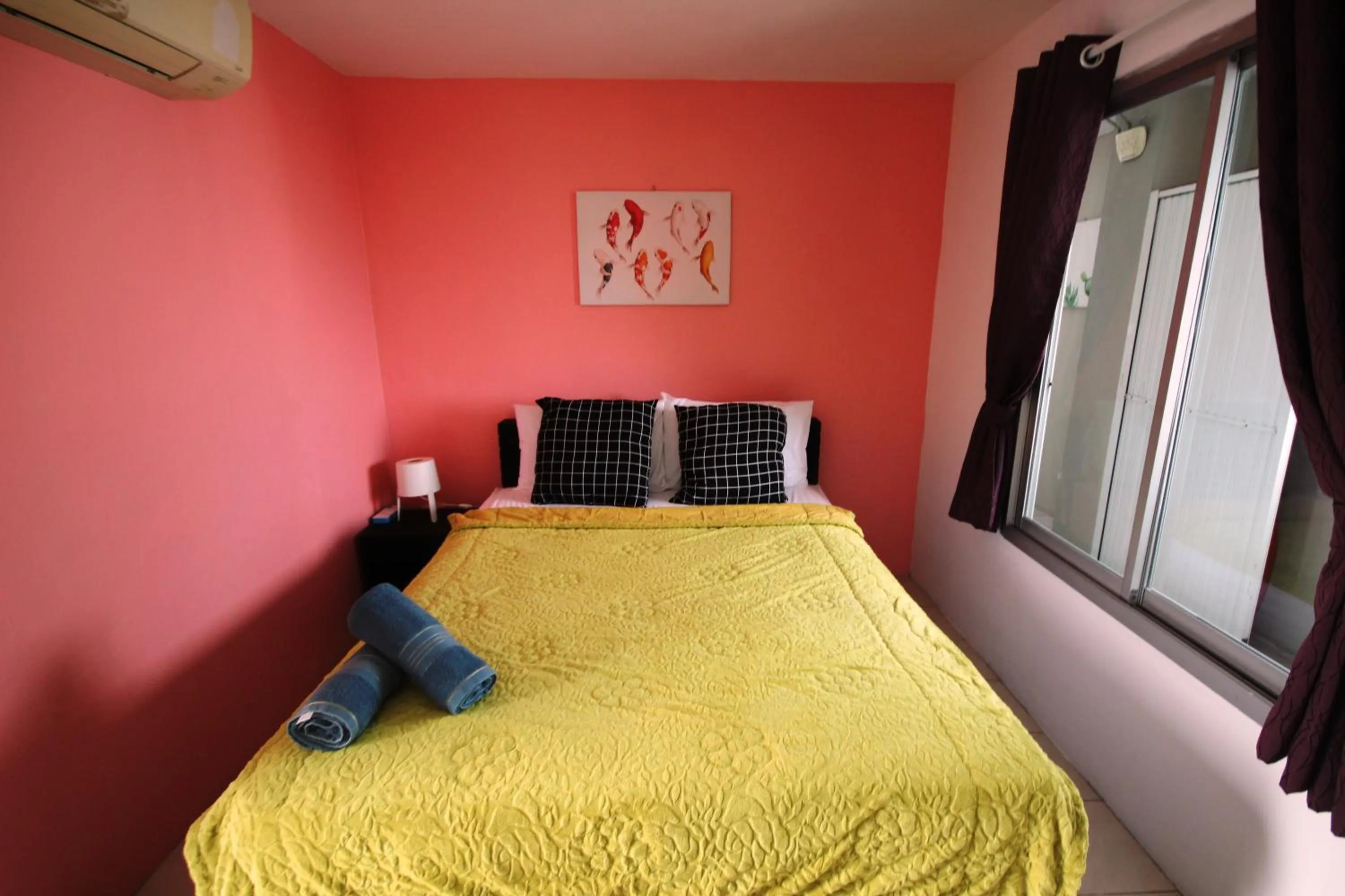 Bed in Hua Hin Paradise Guesthouse