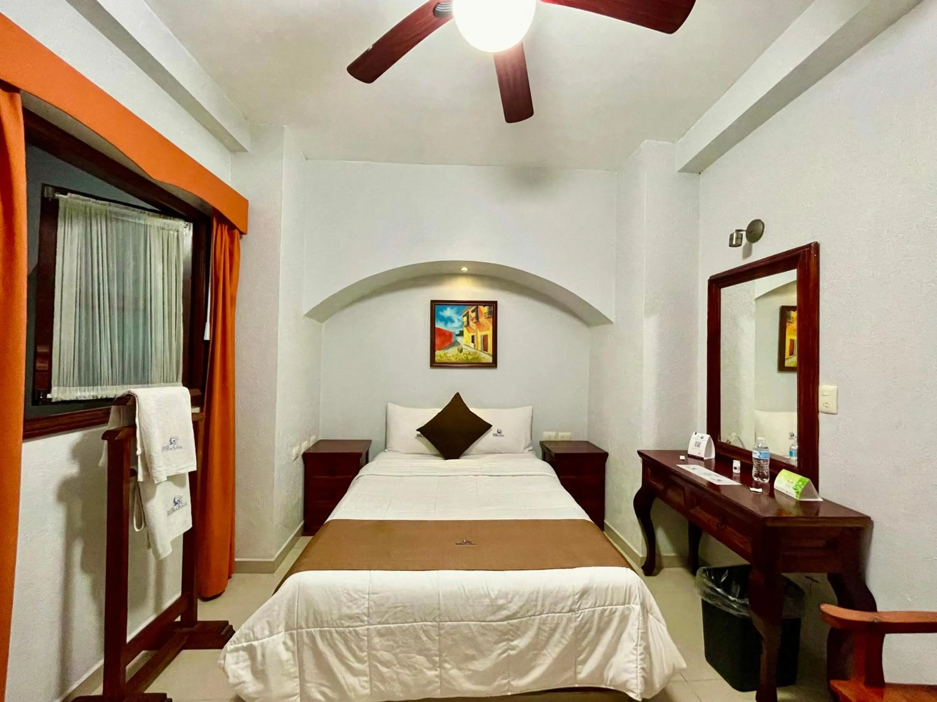 Bed in Hotel Puebla Plaza