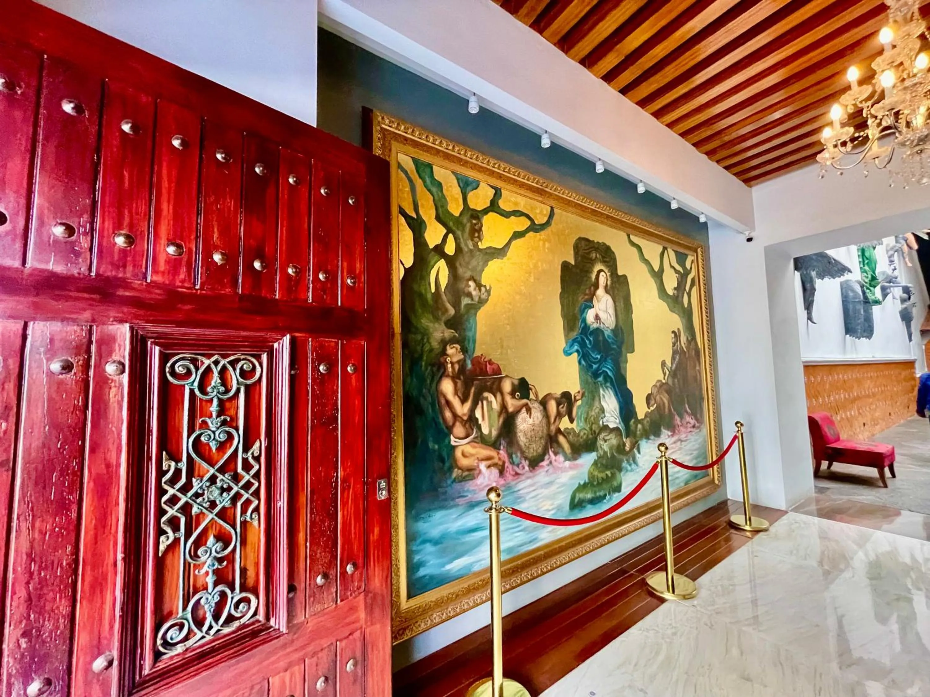 Property building in Hotel Puebla Plaza