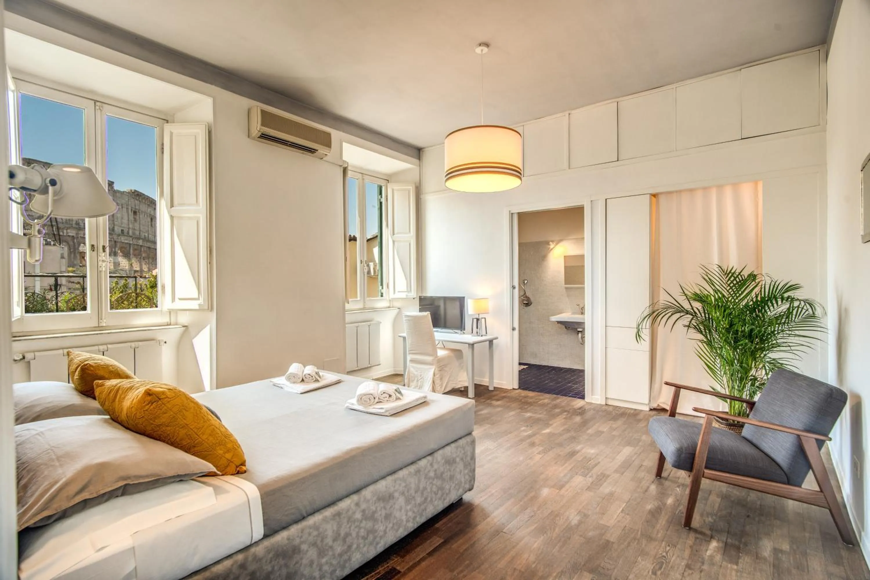 Colosseo view Suite