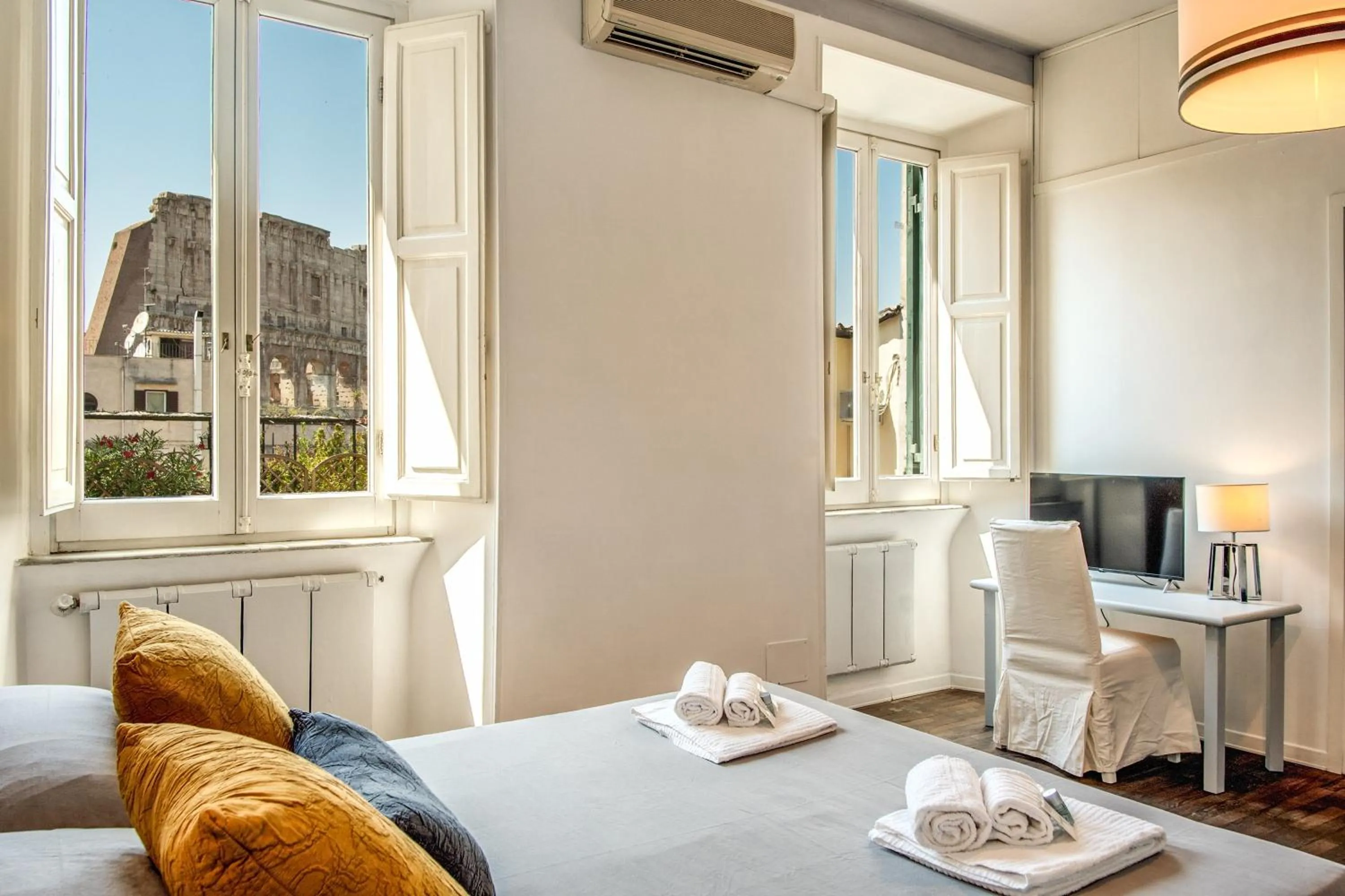 Colosseo view Suite