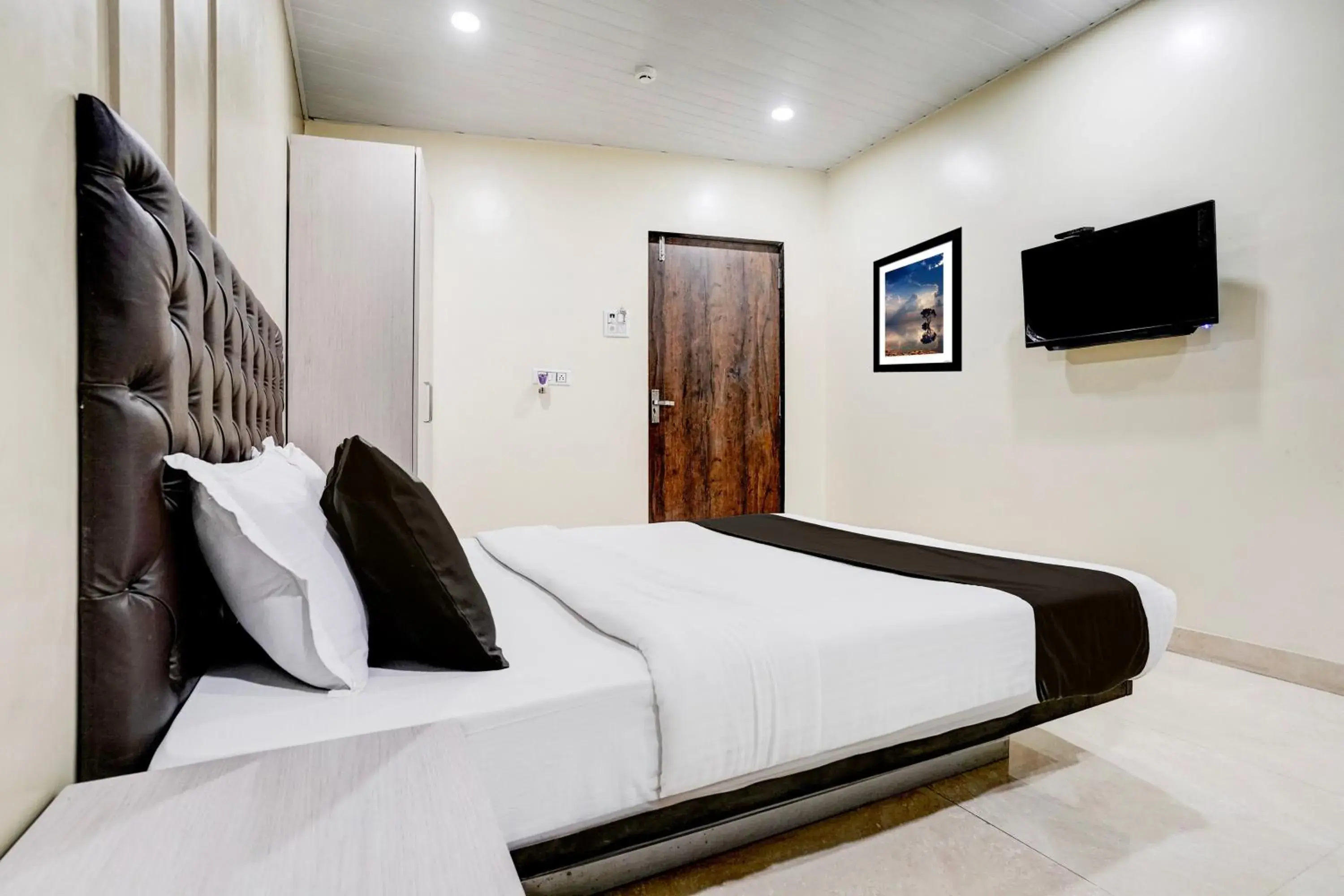 Bedroom, Bed in Super Collection O Ulife Bedroom, Bed in Super Collection O Ulife