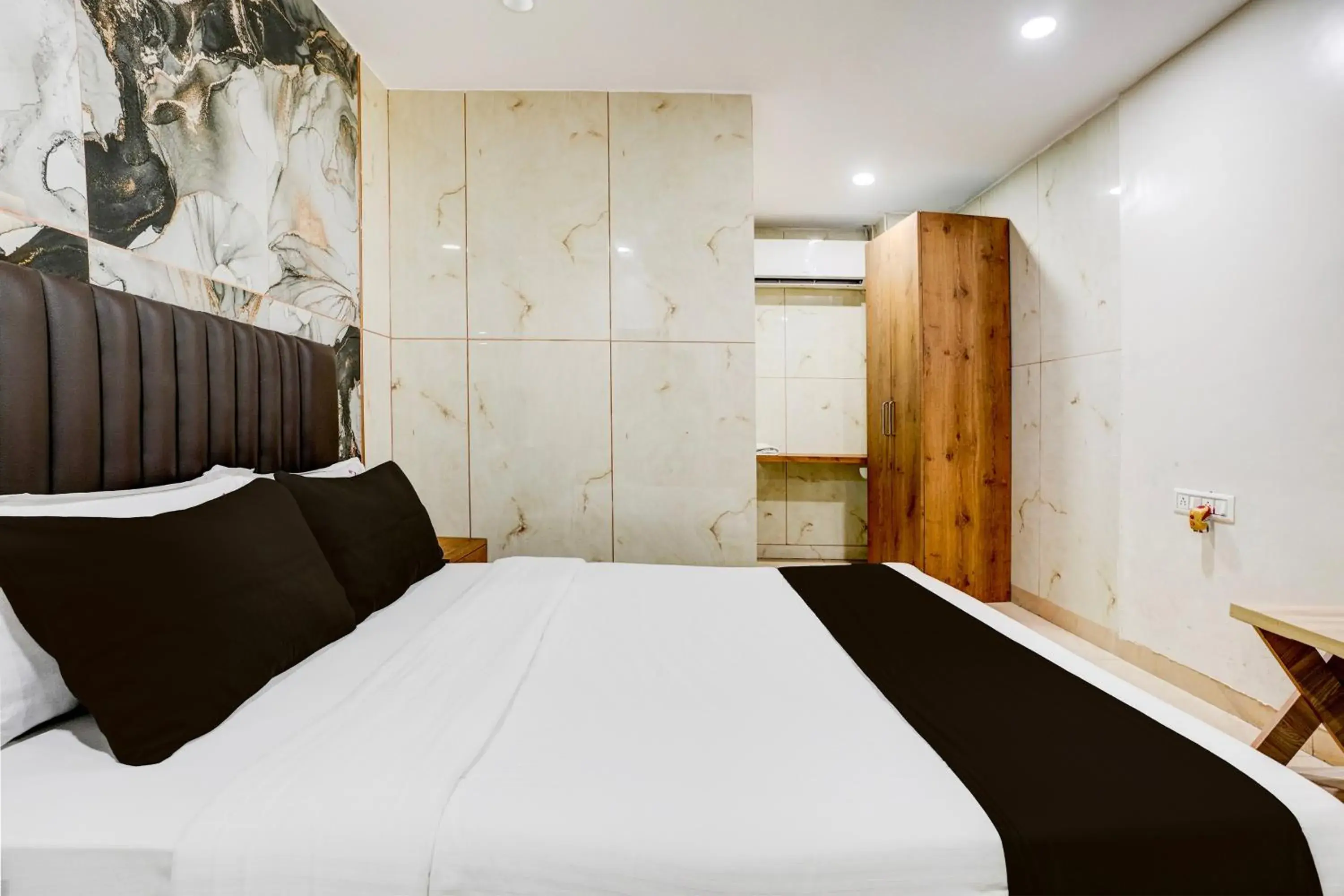 Bedroom, Bed in Super Collection O Ulife Bedroom, Bed in Super Collection O Ulife