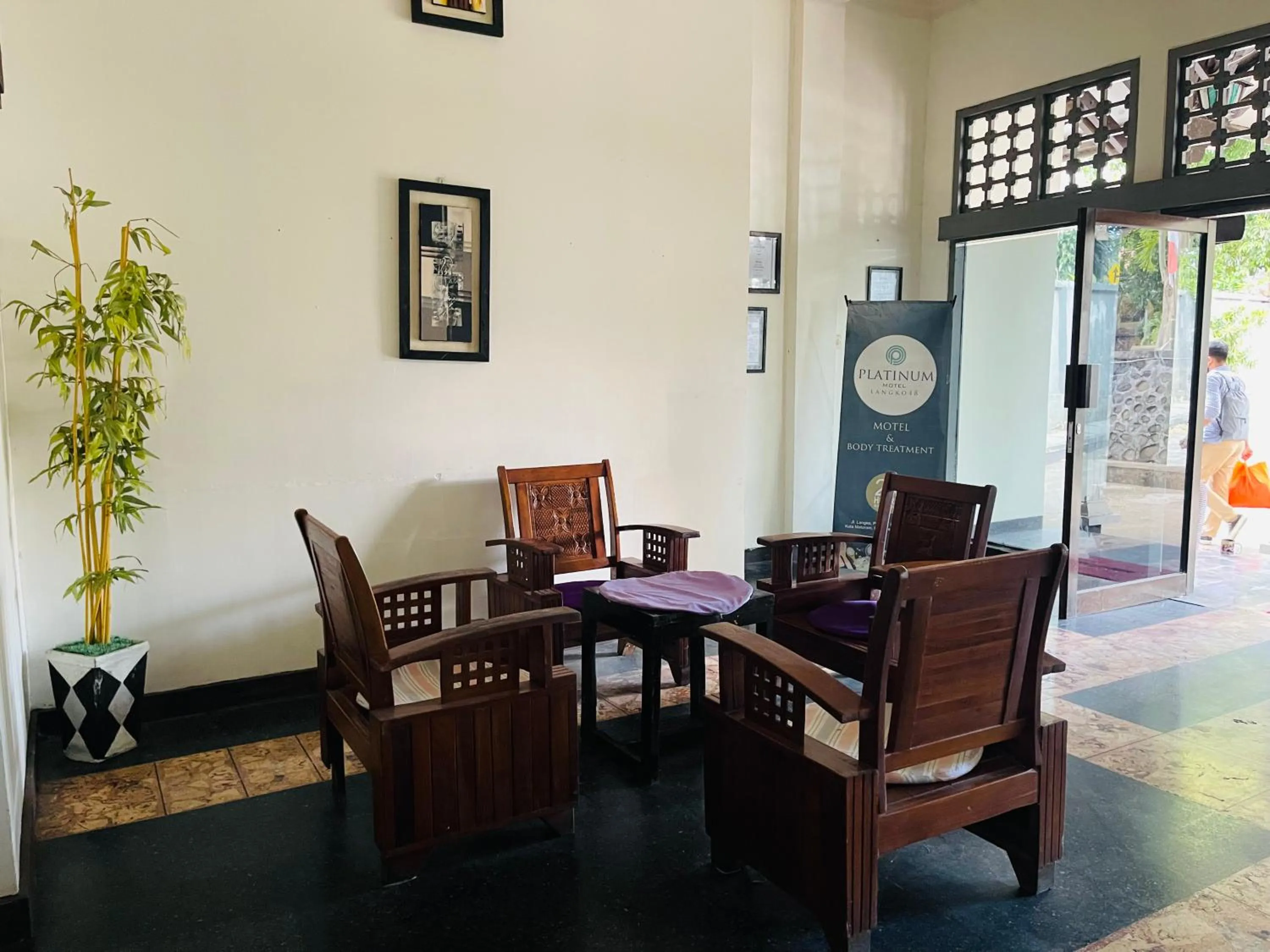 Langko 48 RedPartner