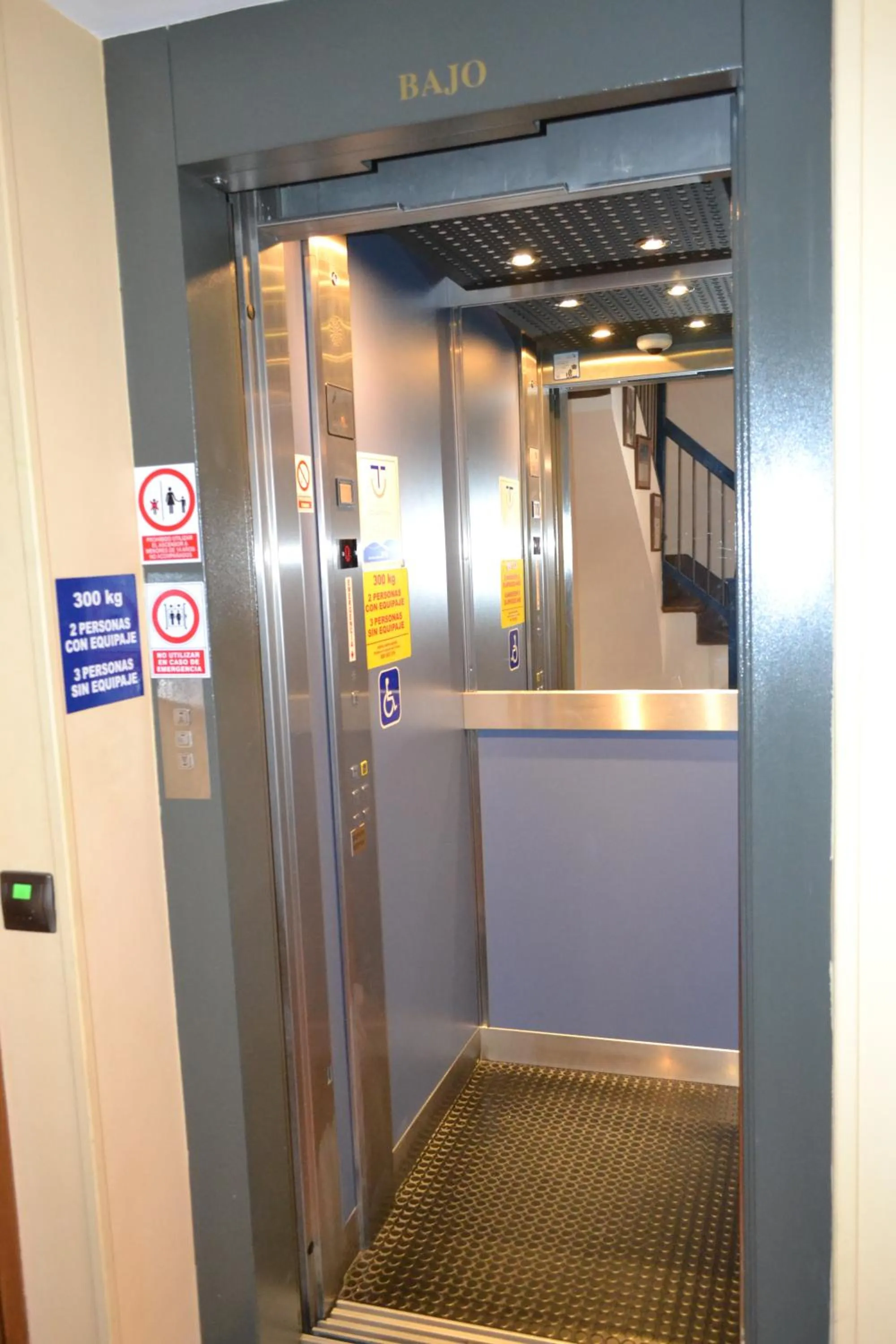 Area and facilities in Hostal Santa Agueda