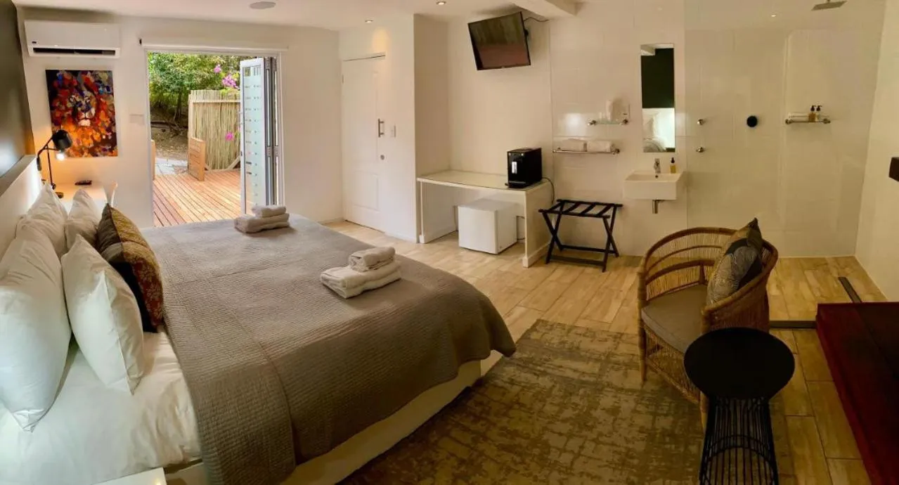 Bed in Vida Nova Retreat