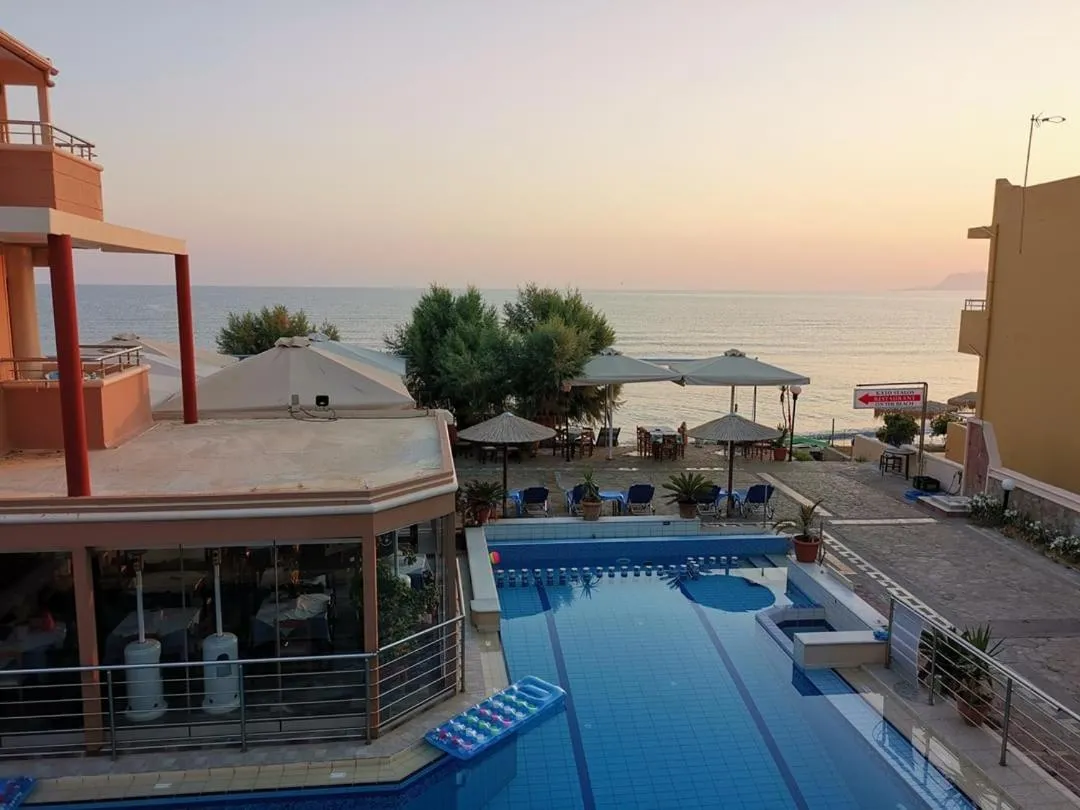 Pool view in Kato Stalos Mare