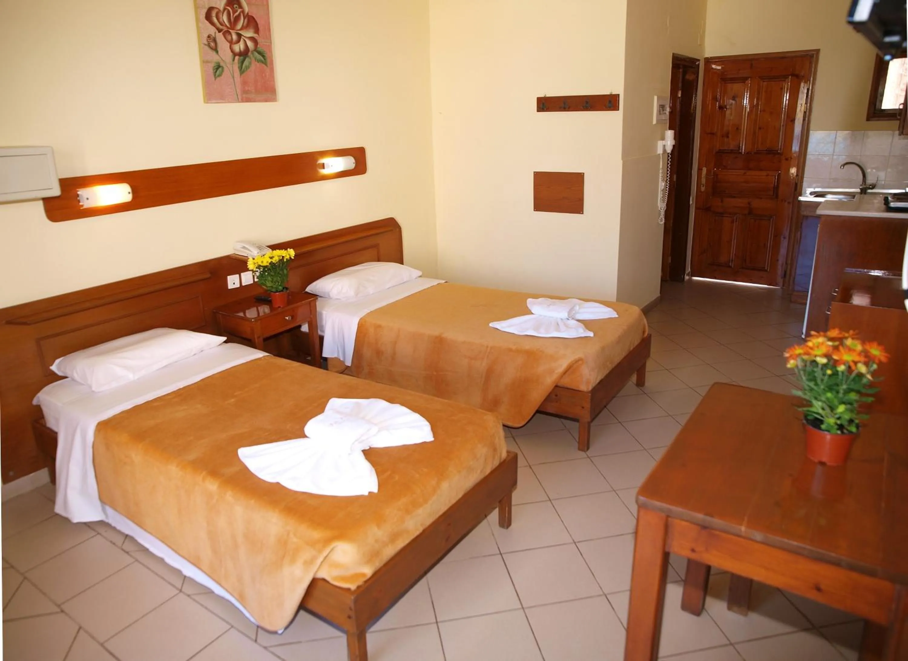 Bed in Kato Stalos Mare