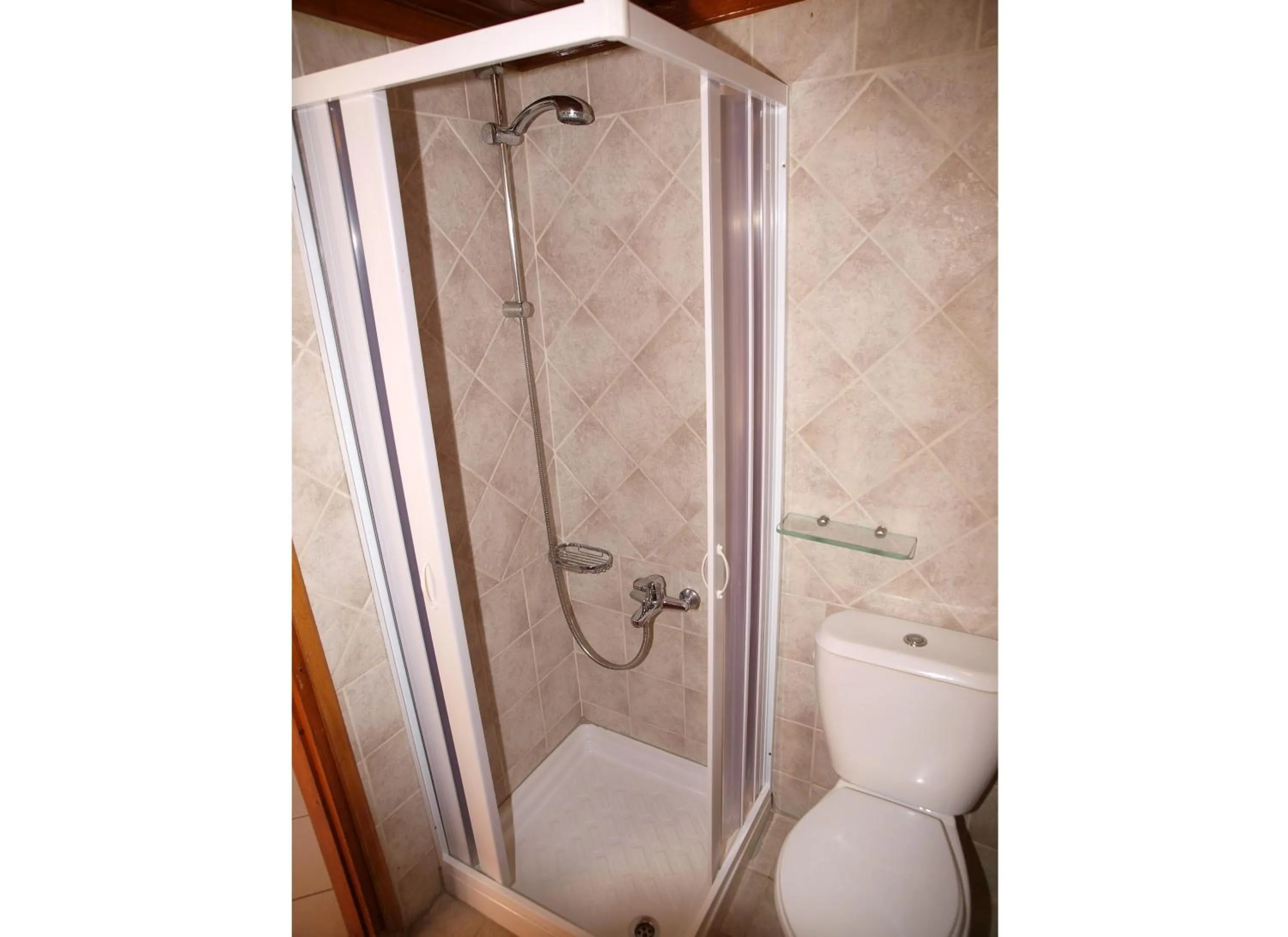 Shower in Kato Stalos Mare