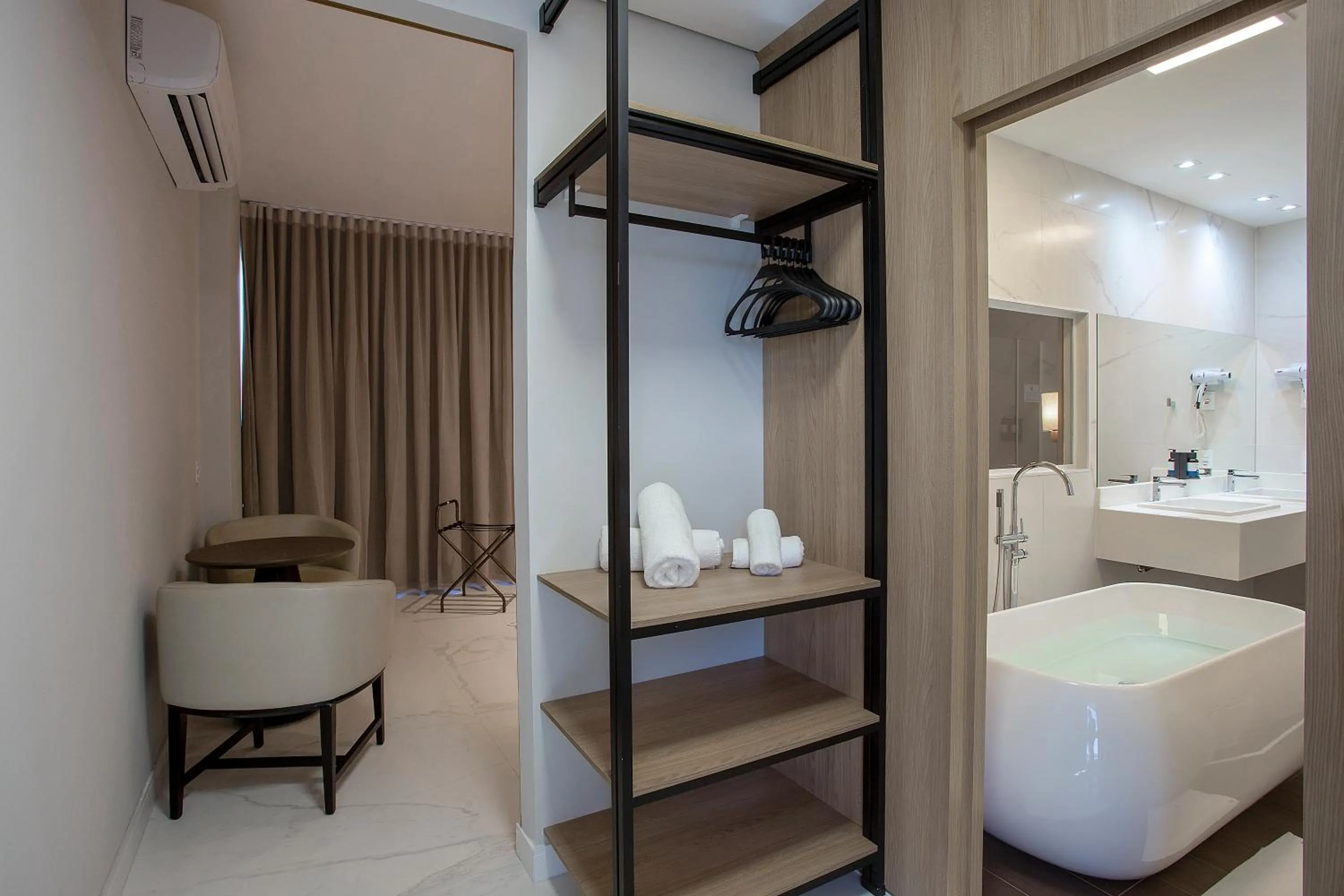 Bathroom, Bed in Slaviero Rondonópolis Centro