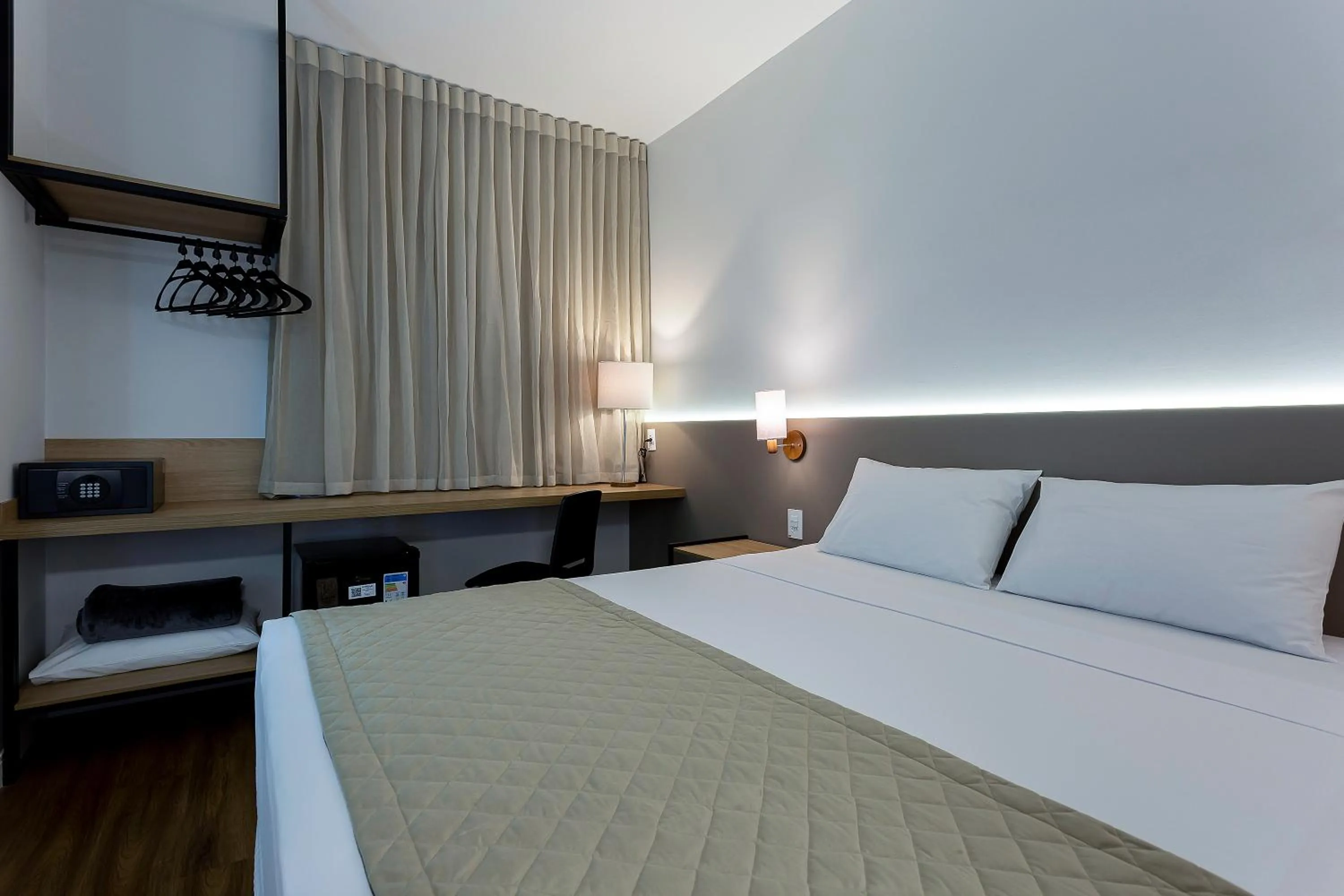 Photo of the whole room, Bed in Slaviero Rondonópolis Centro