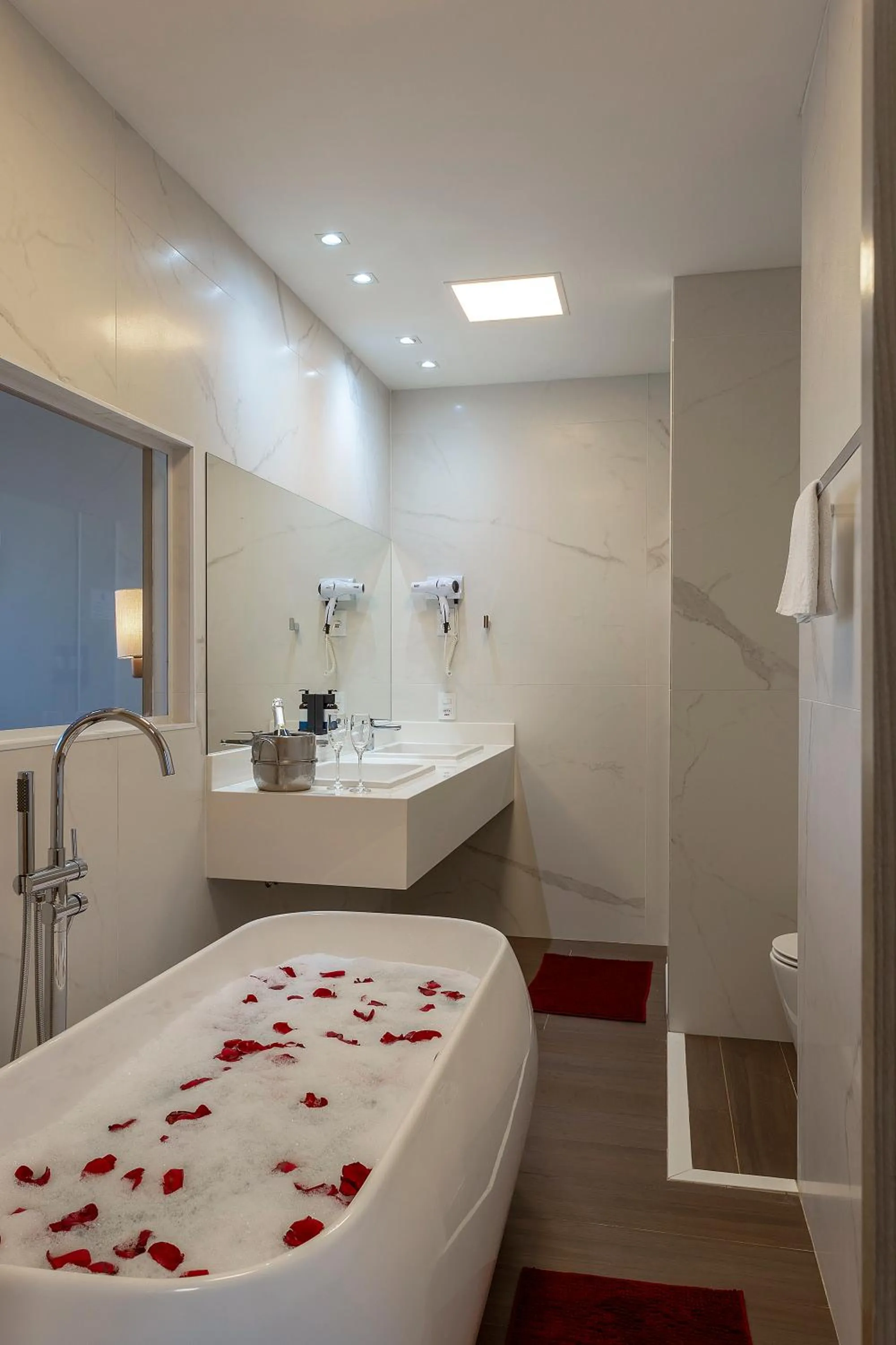 Bathroom, Bed in Slaviero Rondonópolis Centro