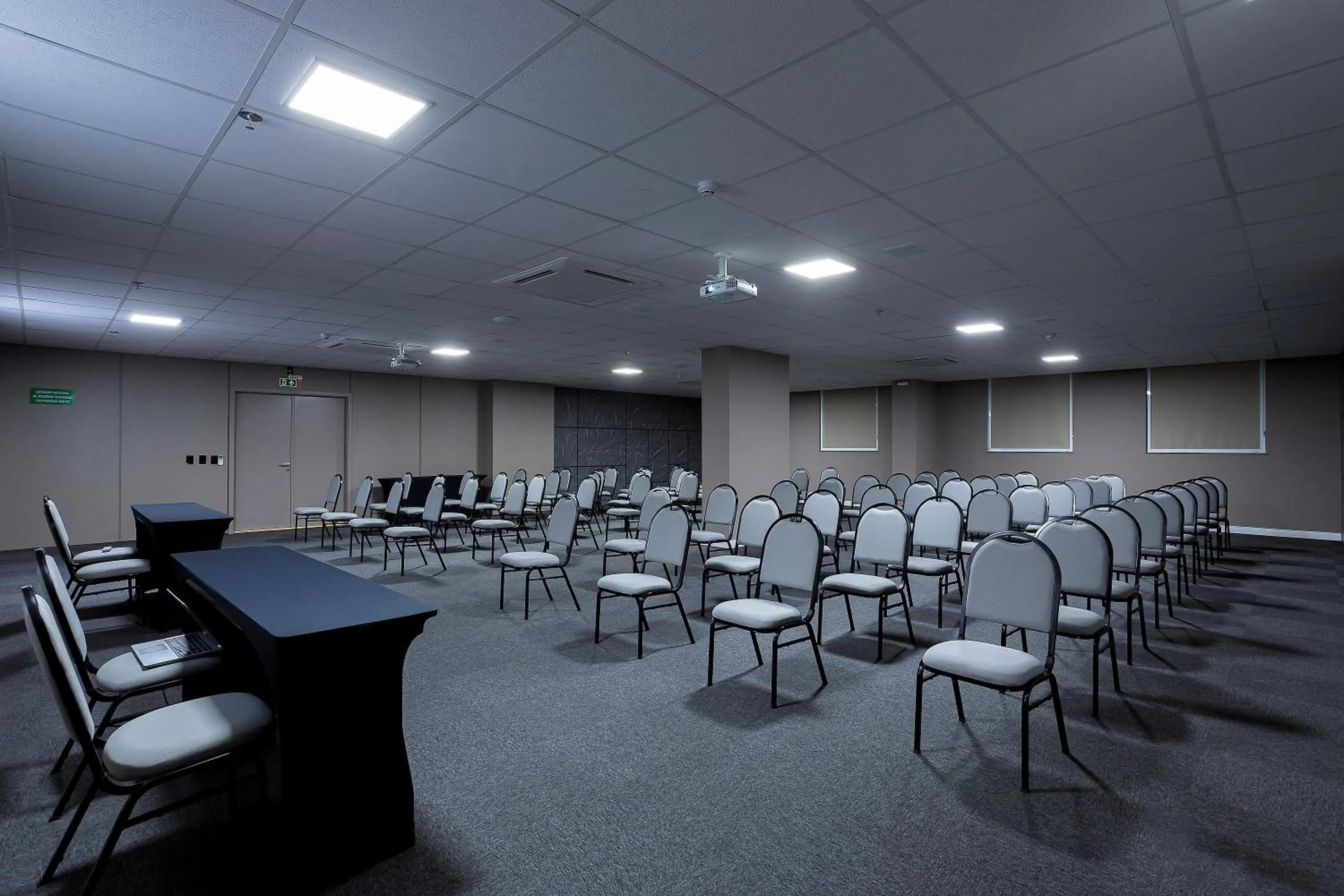 Meeting/conference room in Slaviero Rondonópolis Centro