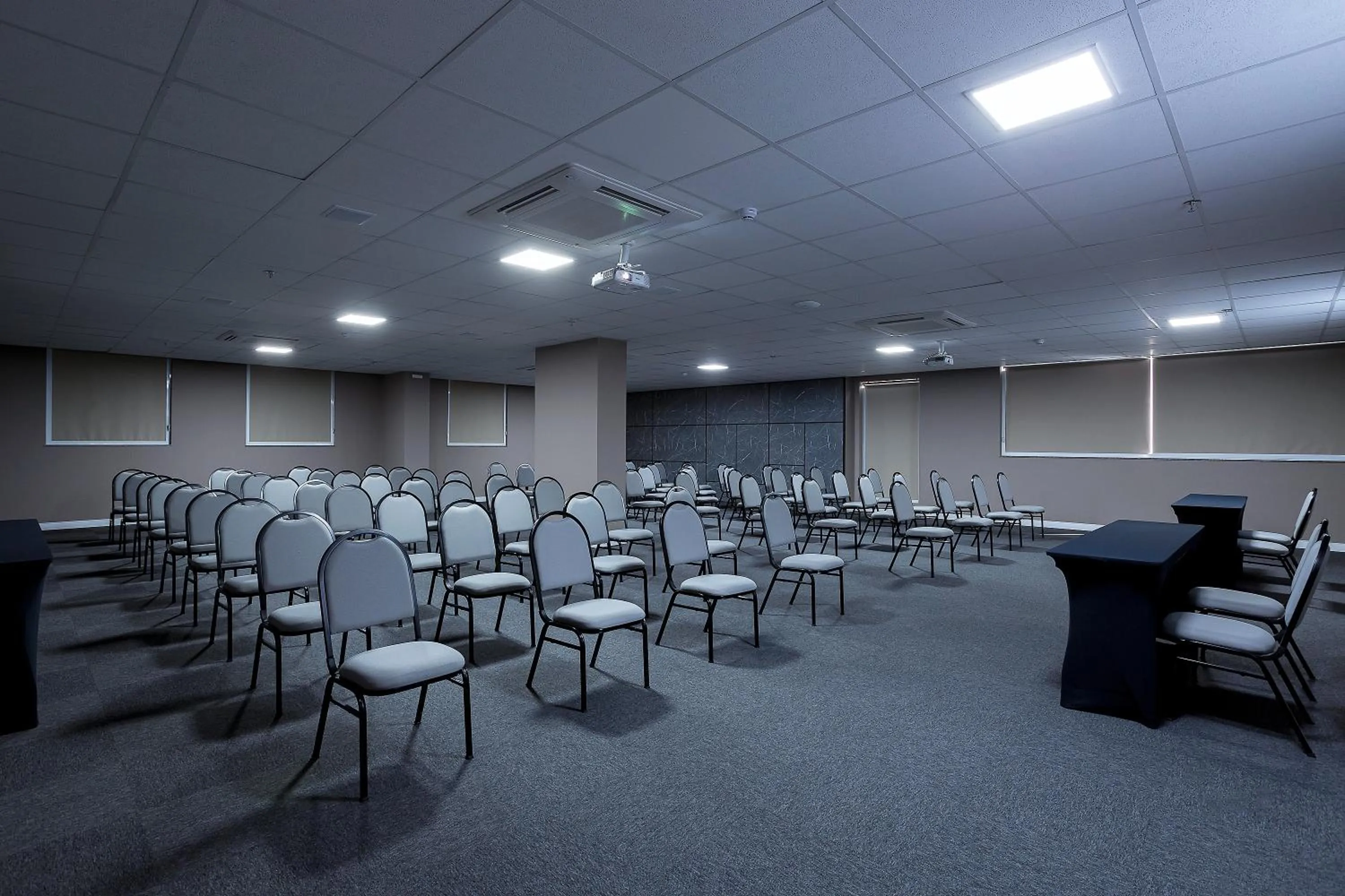 Meeting/conference room in Slaviero Rondonópolis Centro