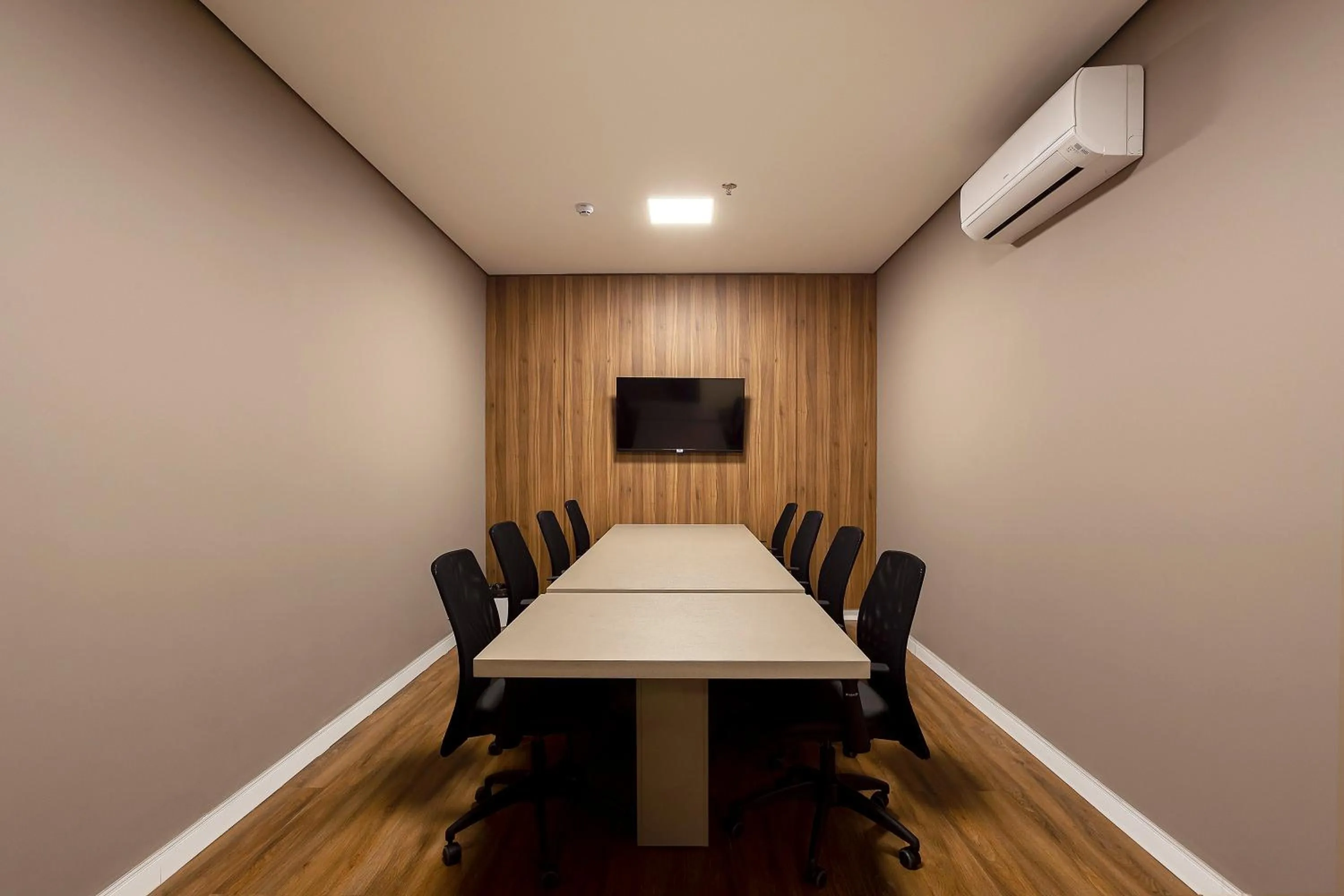 Meeting/conference room in Slaviero Rondonópolis Centro