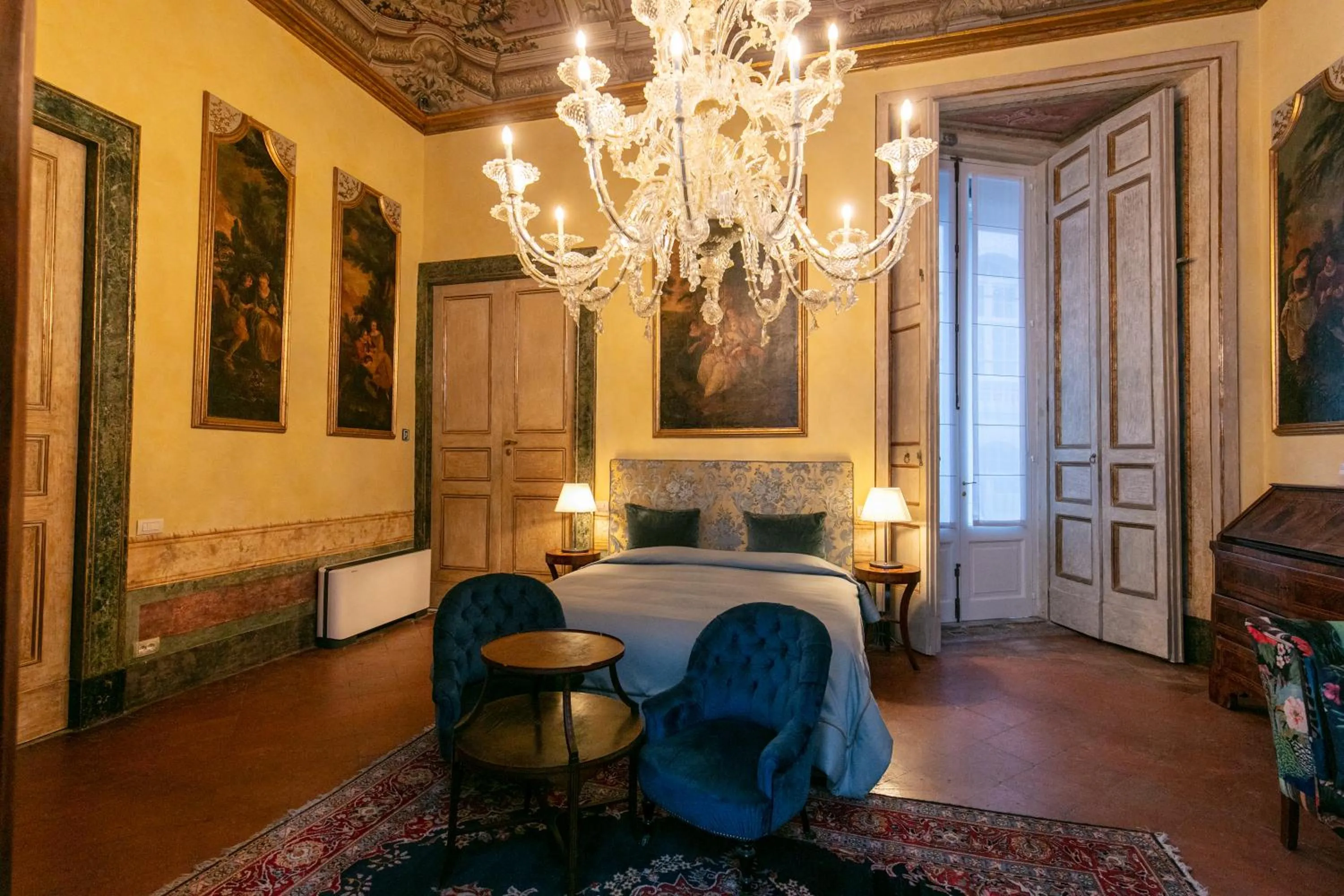 Bed in Palazzo Doria Napoli